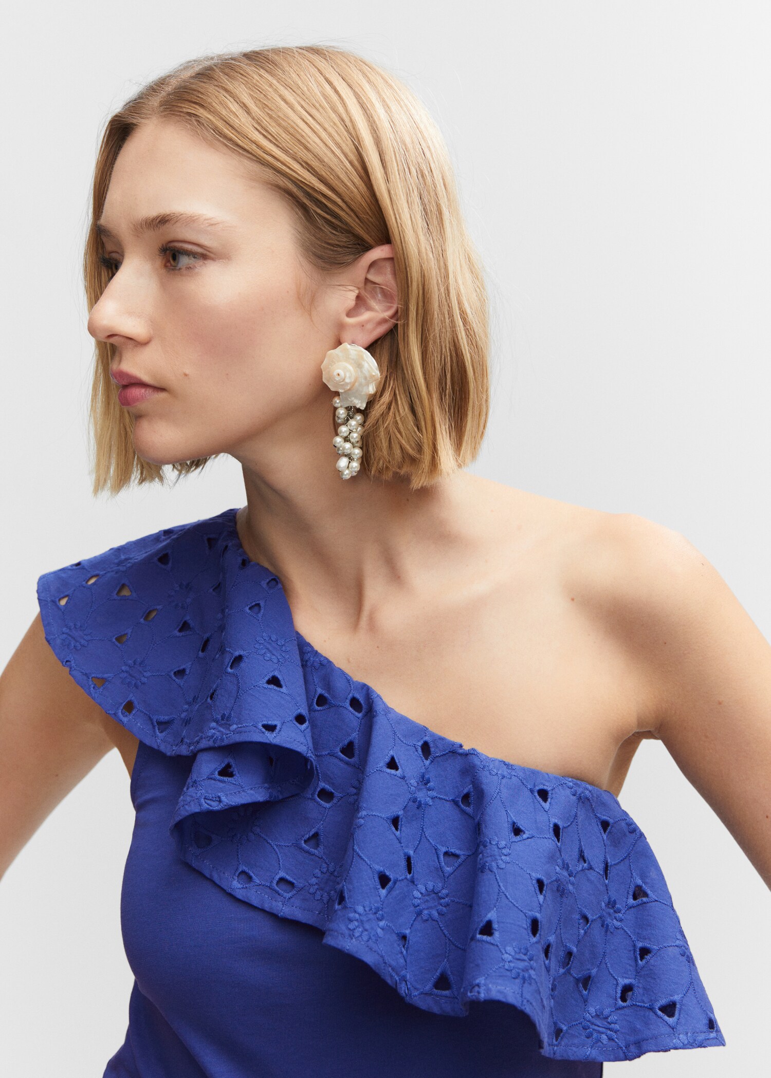 Embroidered asymmetrical top with flounces - Details of the article 1