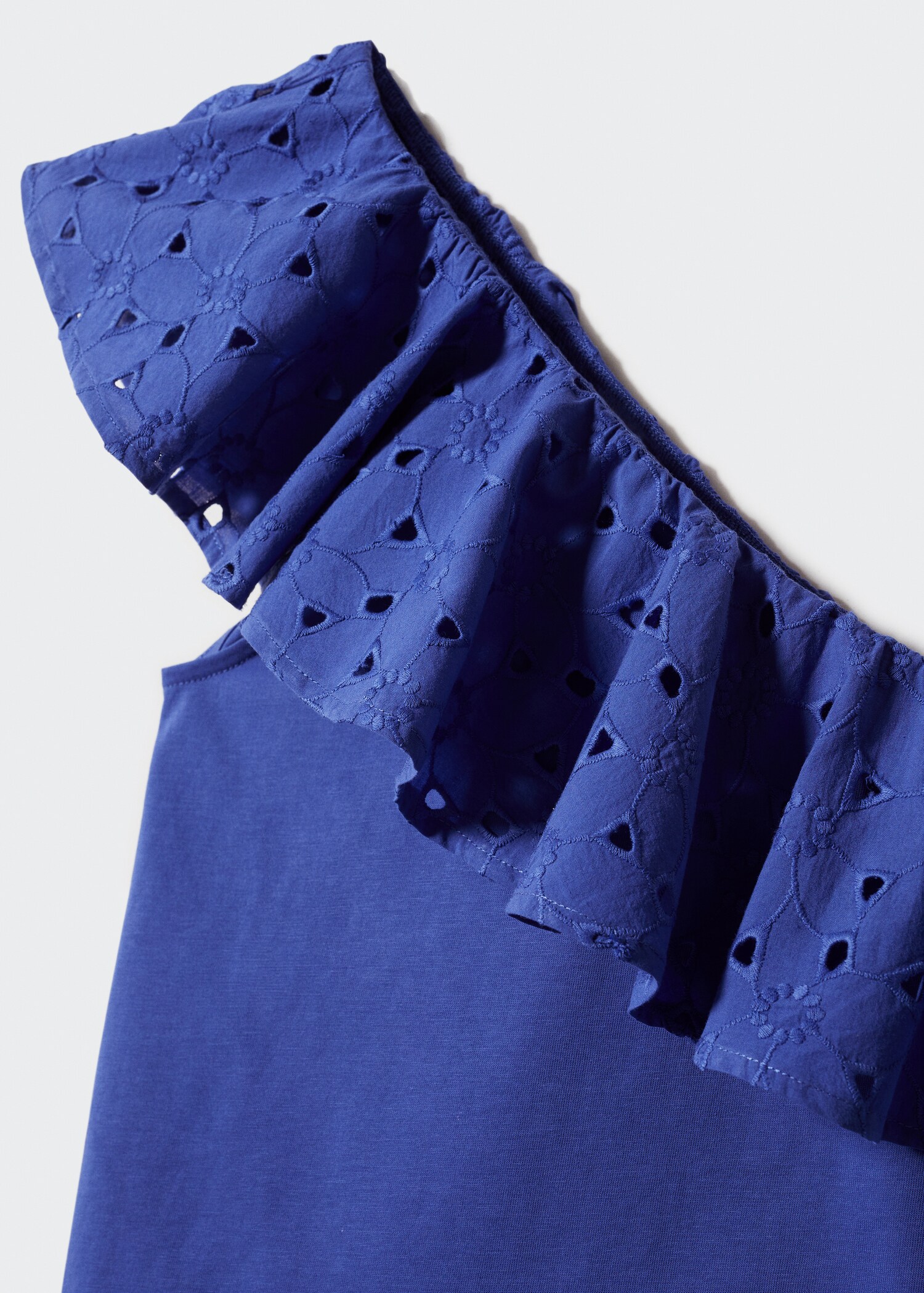 Embroidered asymmetrical top with flounces - Details of the article 8