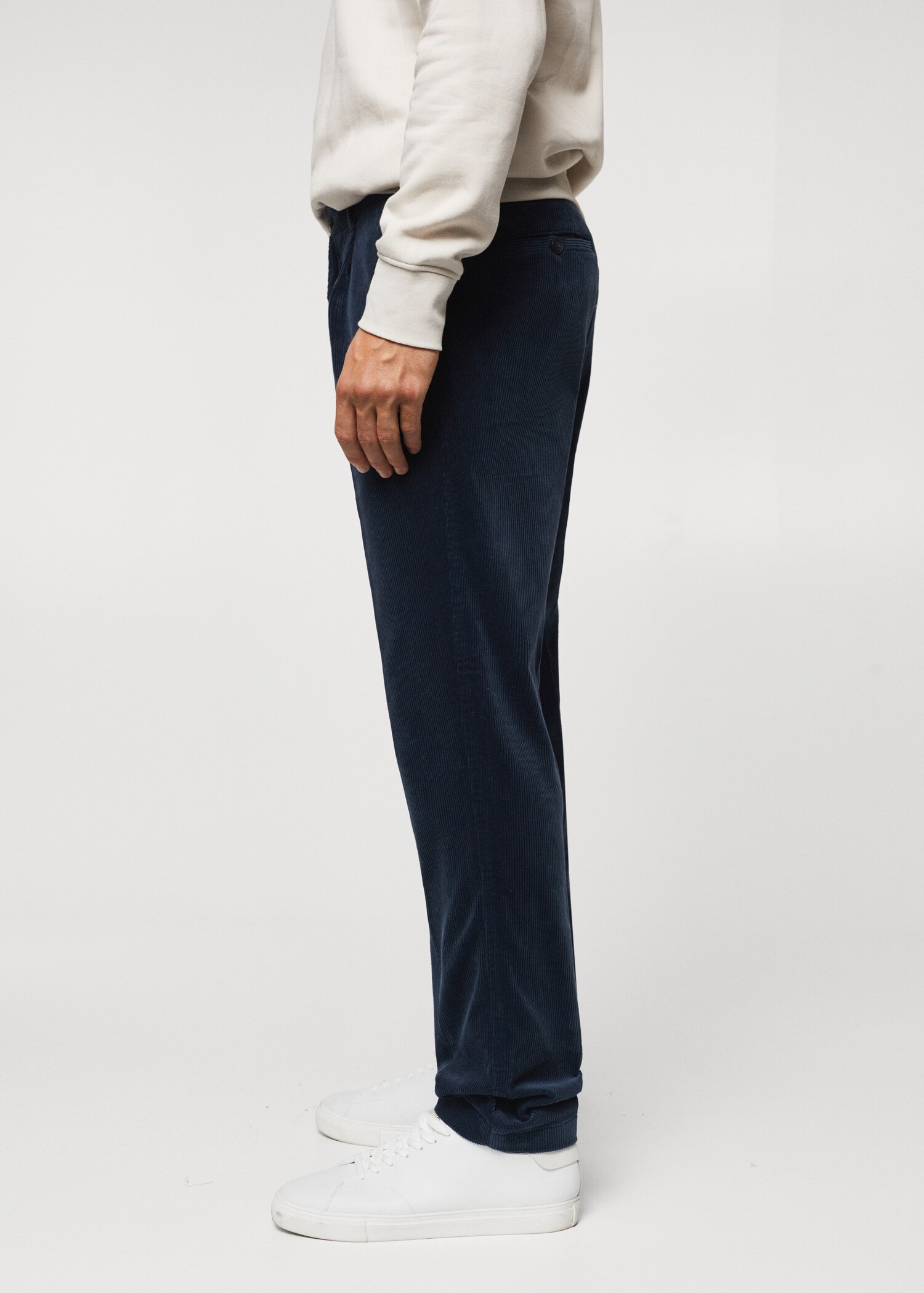 Pleated corduroy pants - Details of the article 6