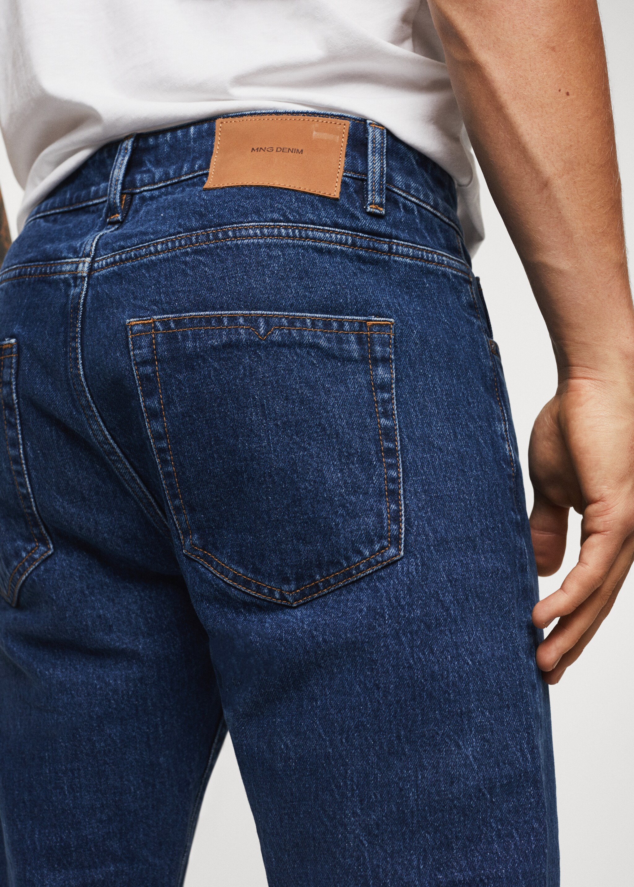 Jeans Ben tapered cropped - Detalle del artículo 4