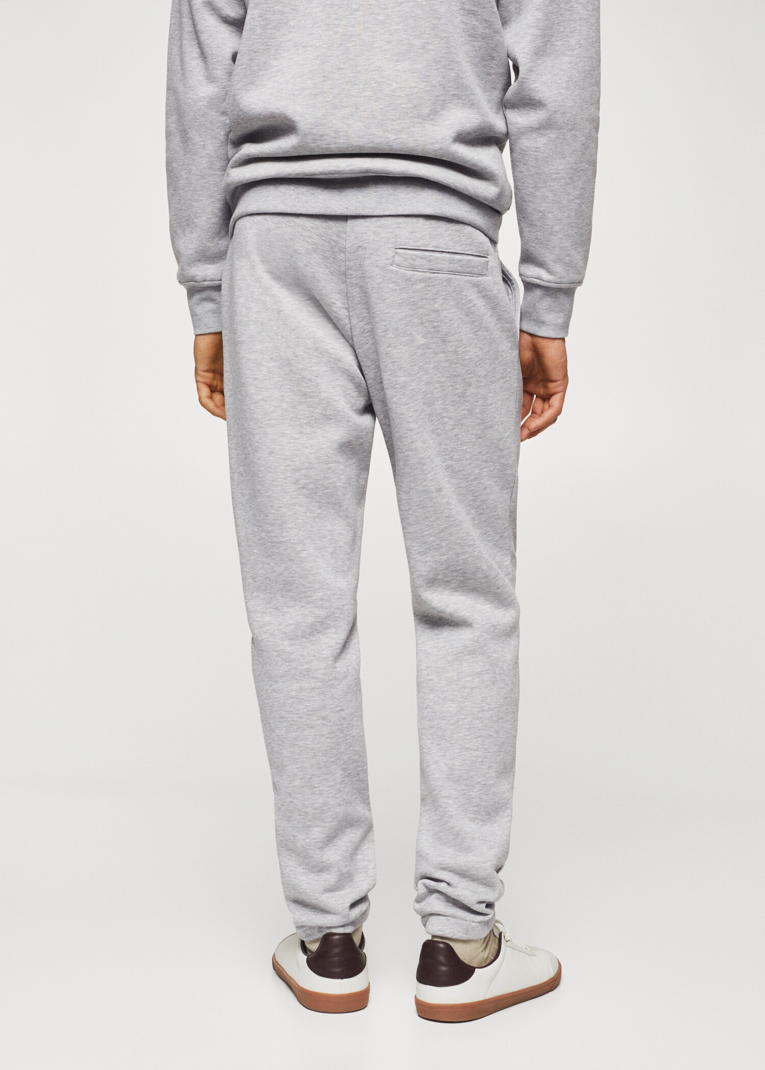 Sustainable cotton jogger pants - Reverse of the article