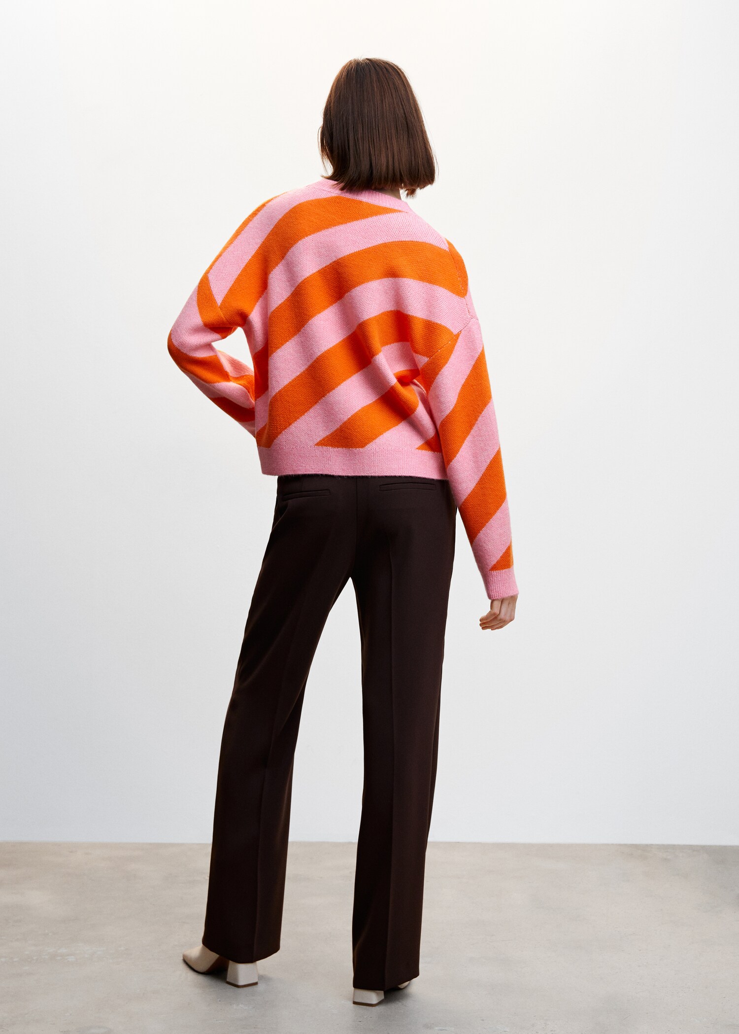 Round-neck striped sweater - Reverse of the article