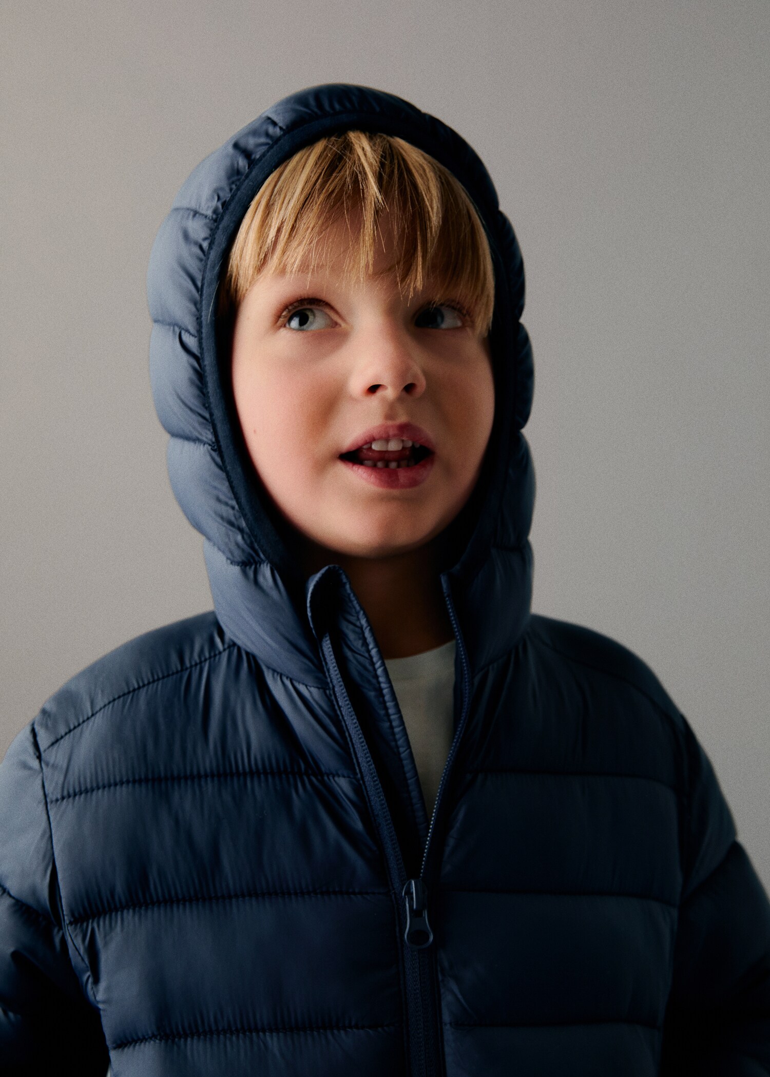 Side-zip quilted coat - Details of the article 1
