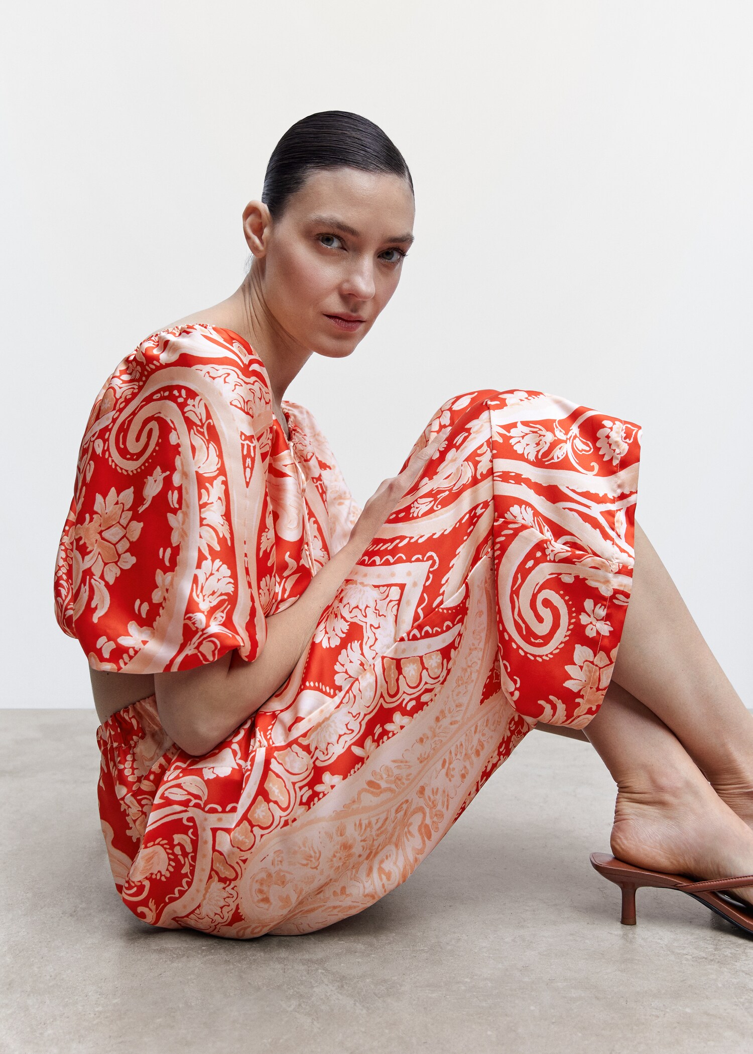 Pantalón satinado estampado - Detalle del artículo 2