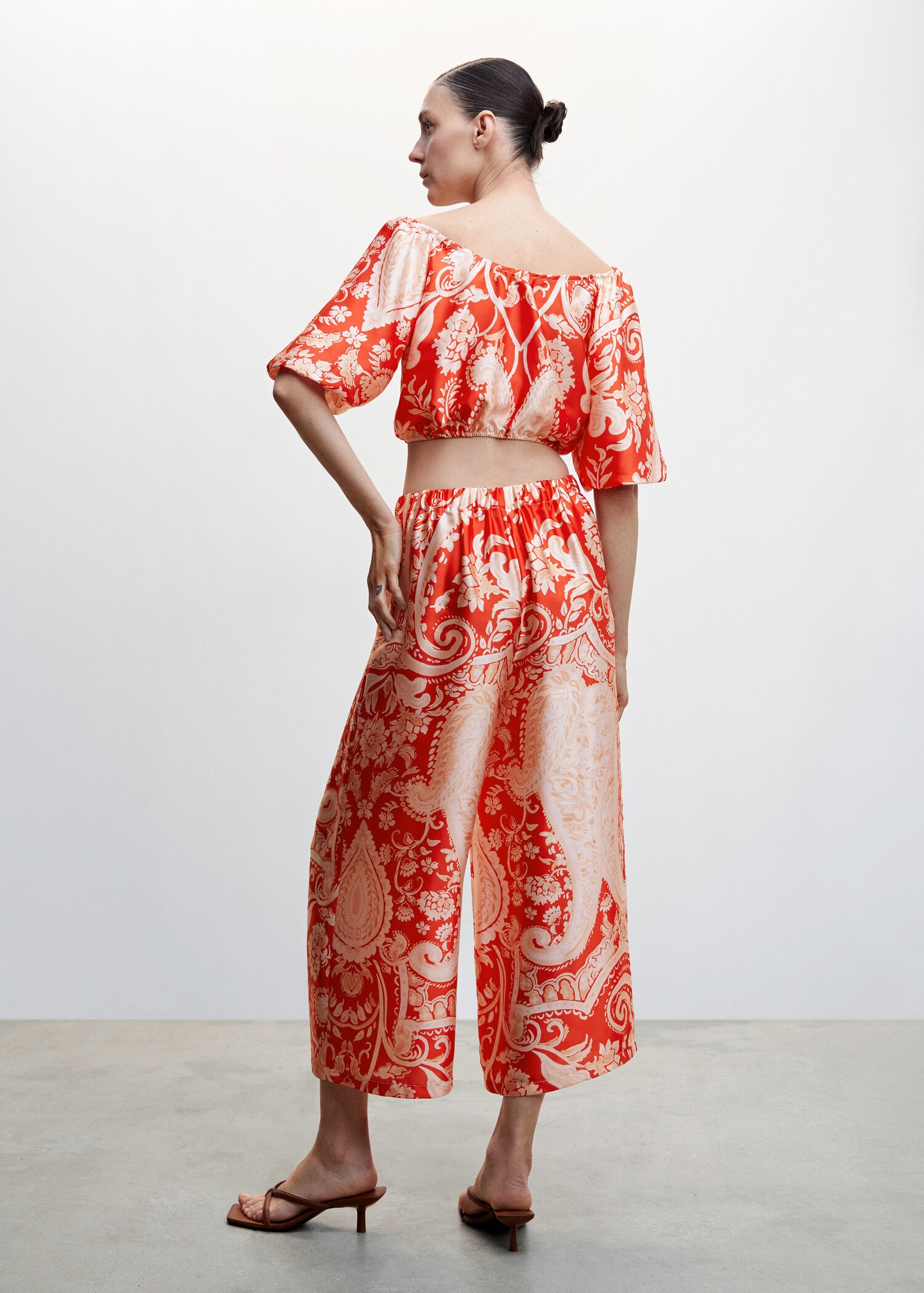 Pantalón satinado estampado - Reverso del artículo