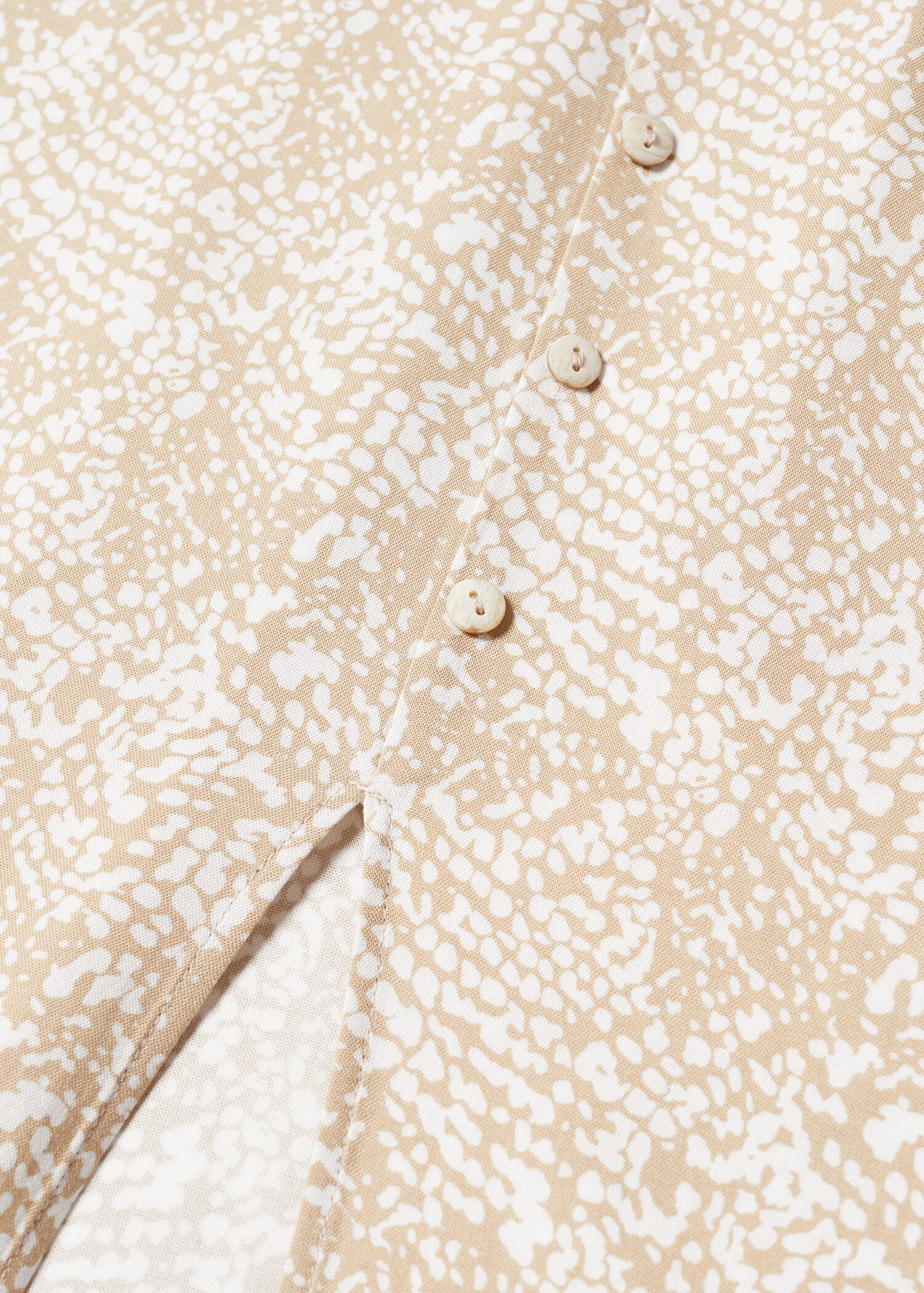 Buttoned midi skirt - Details of the article 8
