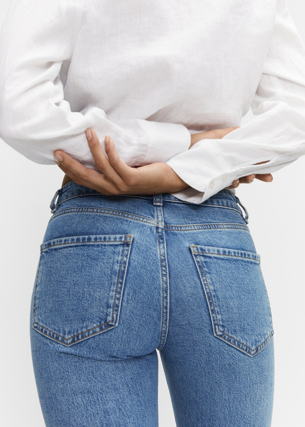 Jean droit taille normale ouvertures Femme MANGO OUTLET France metropolitaine