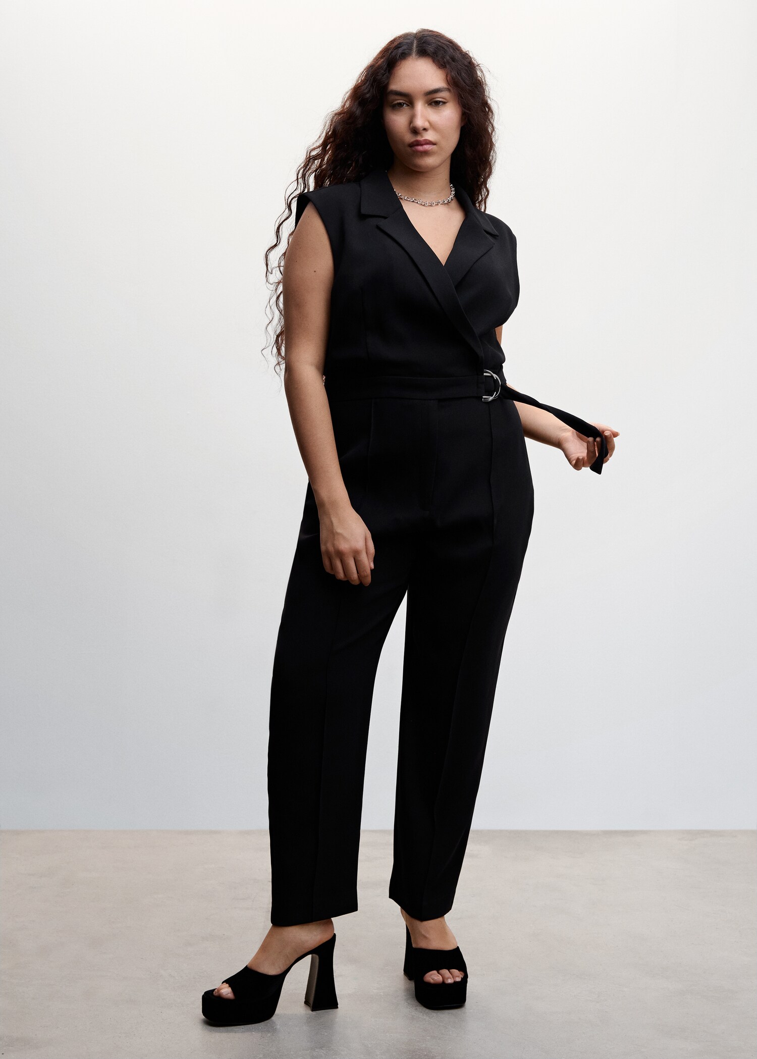 Belt wrap jumpsuit - Details of the article 3
