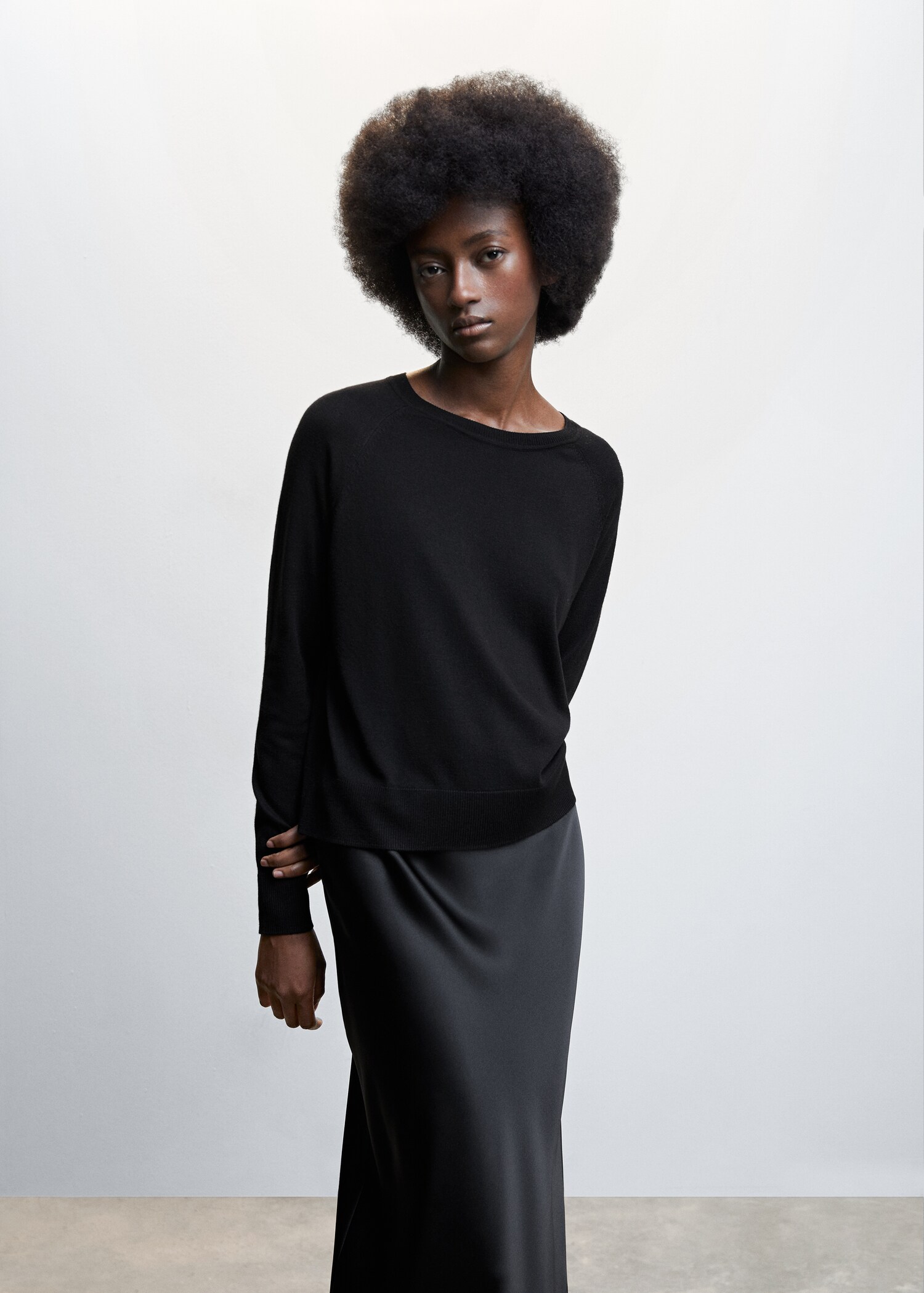 Fine-knit crew-neck sweater - Medium plane