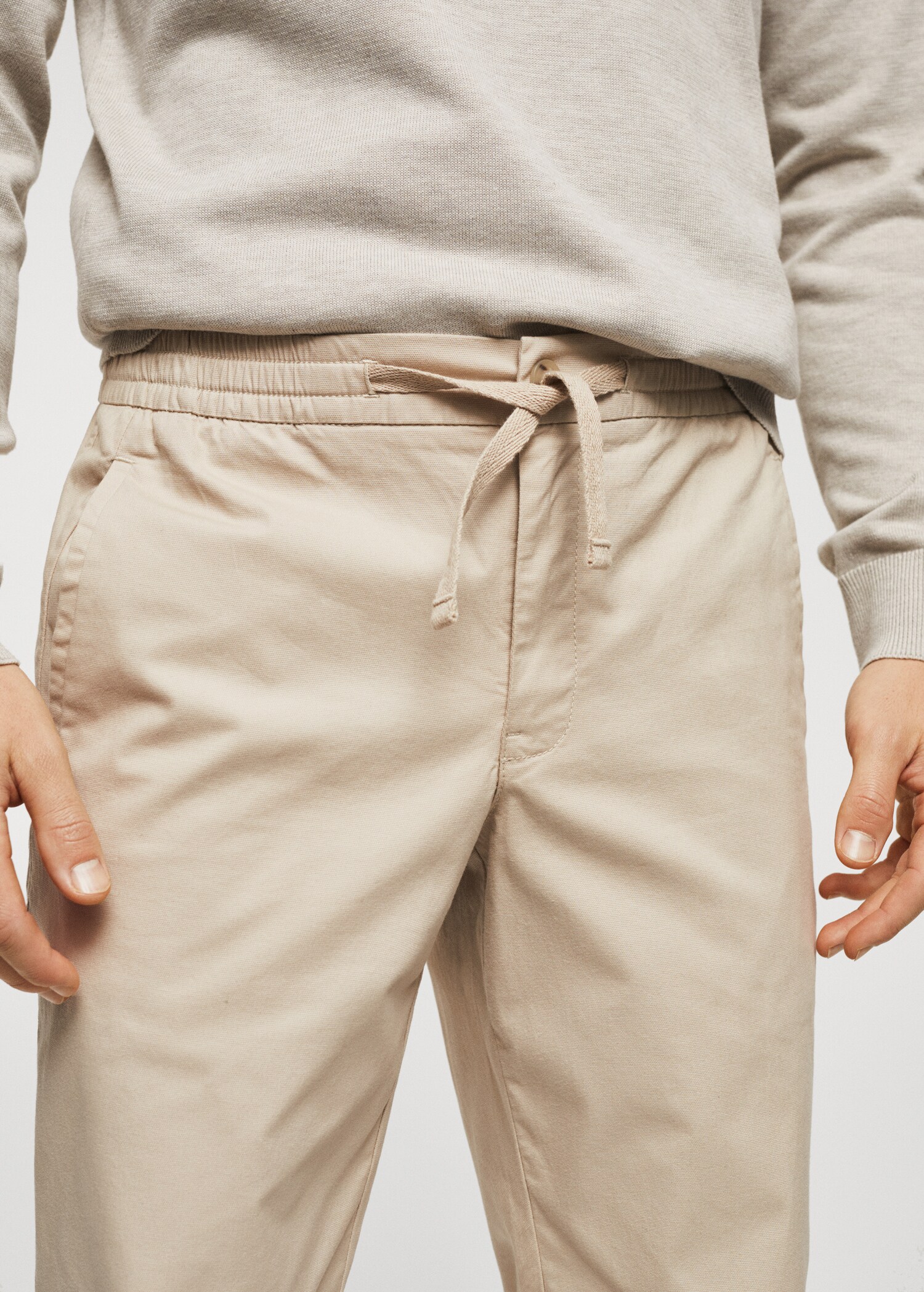 Cotton jogger-style trousers - Details of the article 1