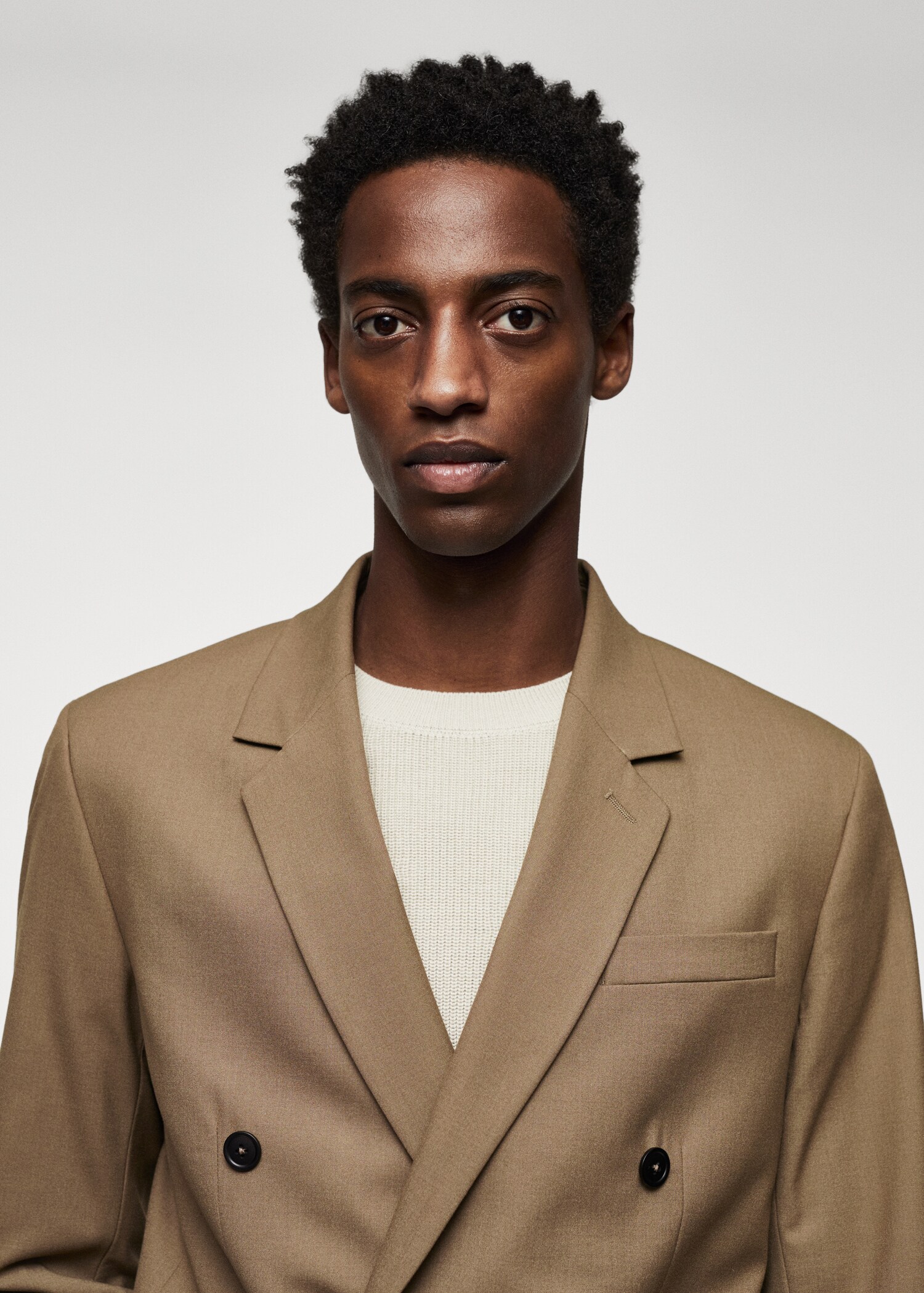 Double-breasted suit jacket - Details of the article 1