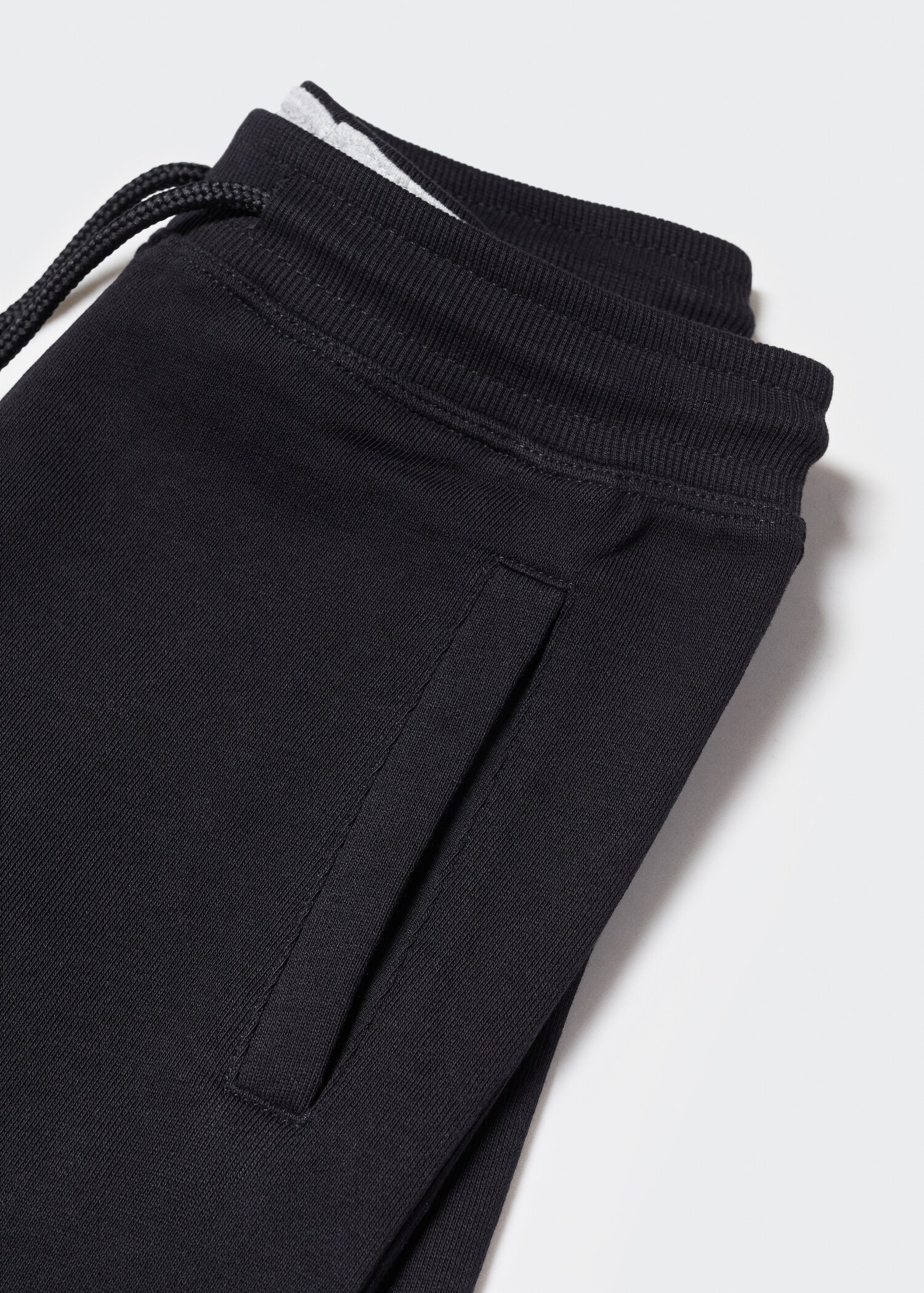 Jogger cotton Bermuda shorts - Details of the article 8