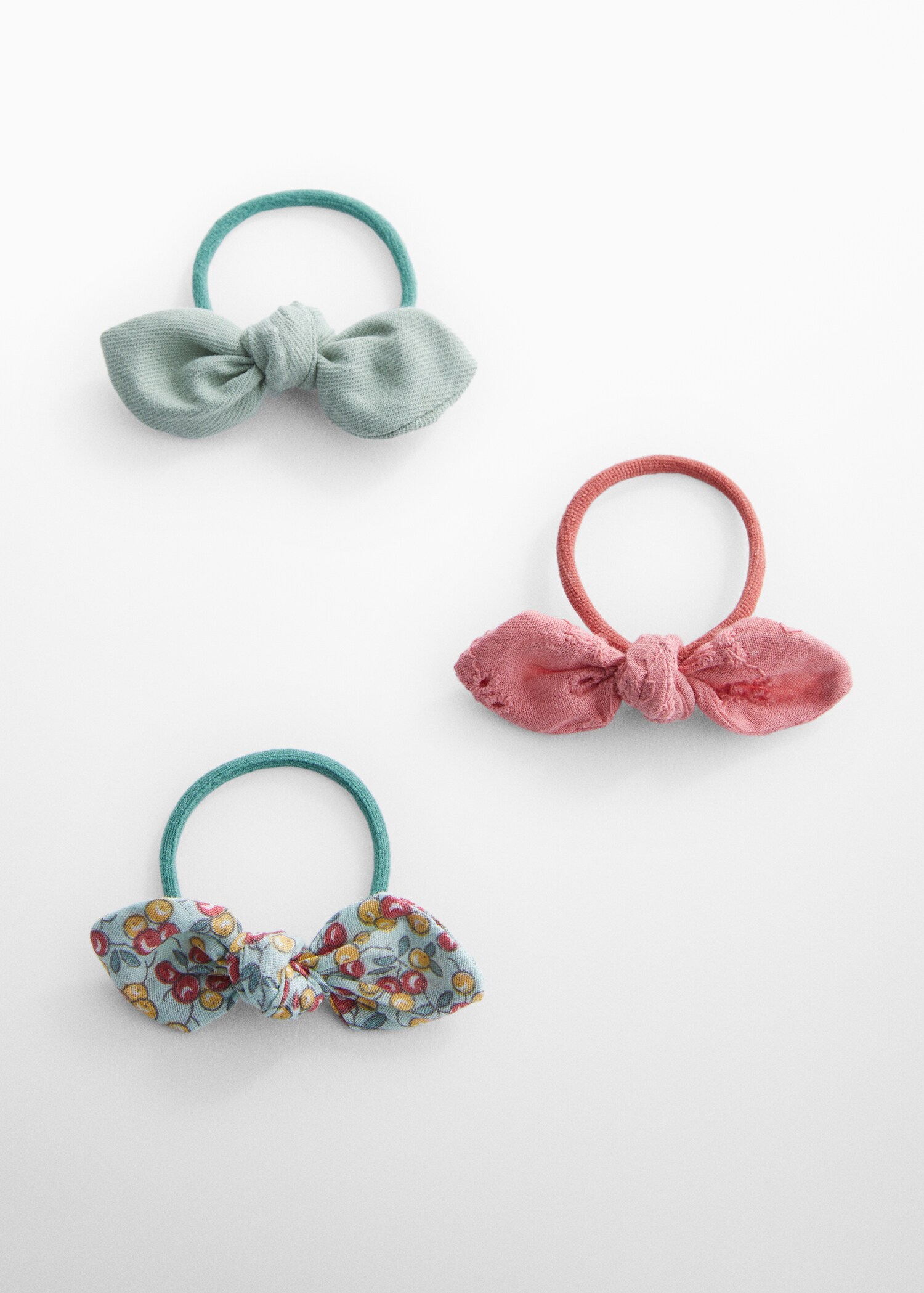Set de 3 elastice pentru păr - Articol fără model