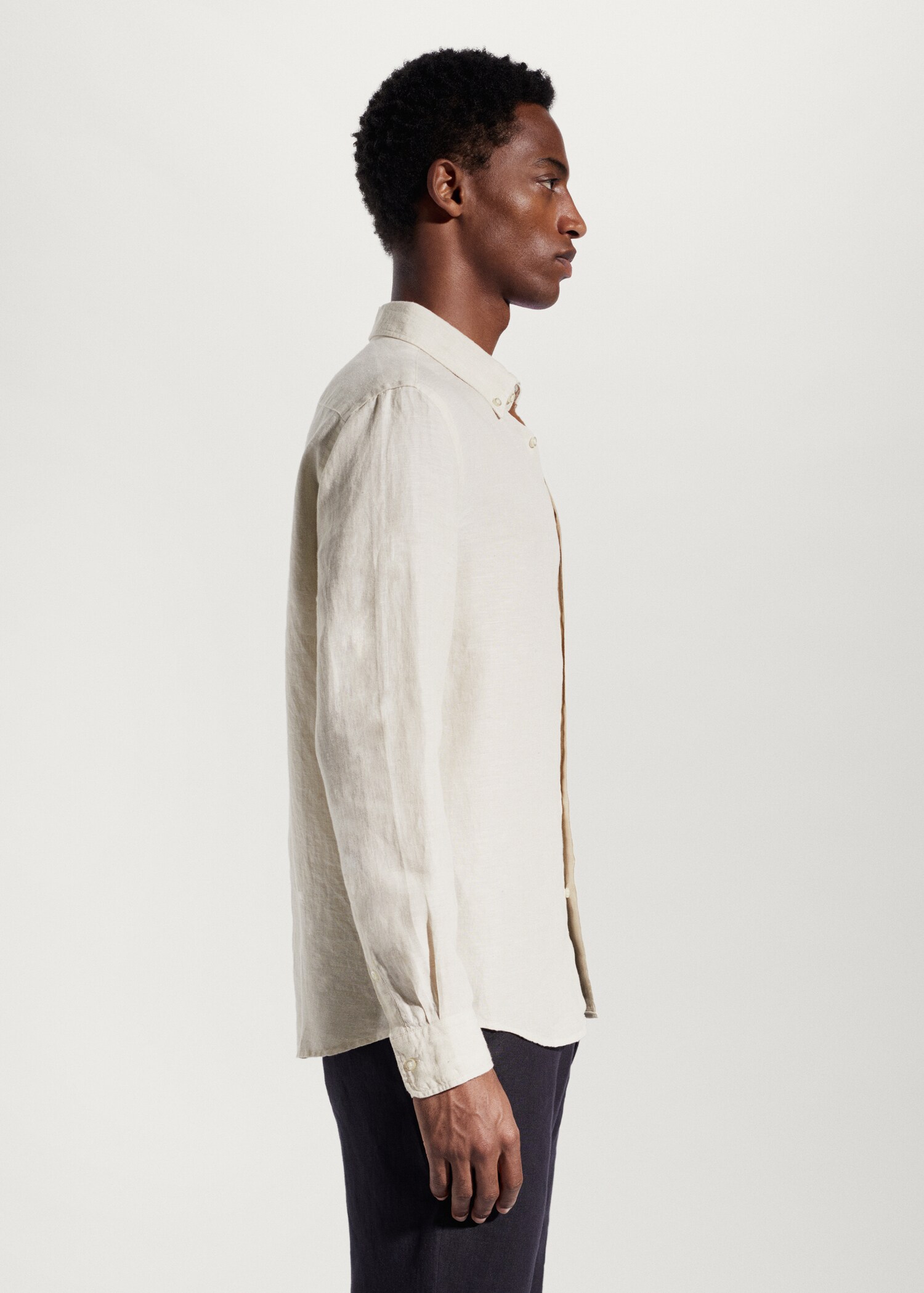 100% linen slim-fit shirt - Details of the article 2