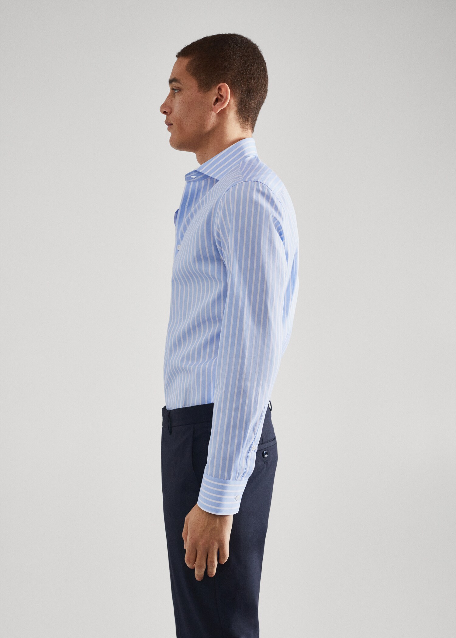 Slim Fit-Anzugshemd aus Baumwolle - Detail des Artikels 4