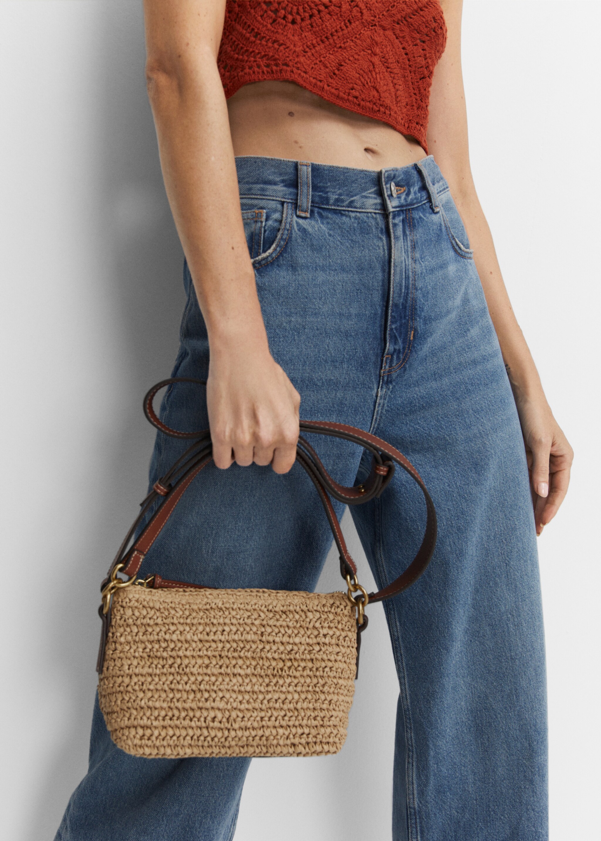 Natural fibre shoulder bag - Details of the article 9, Medium Brown. Ref: 47035914-00.