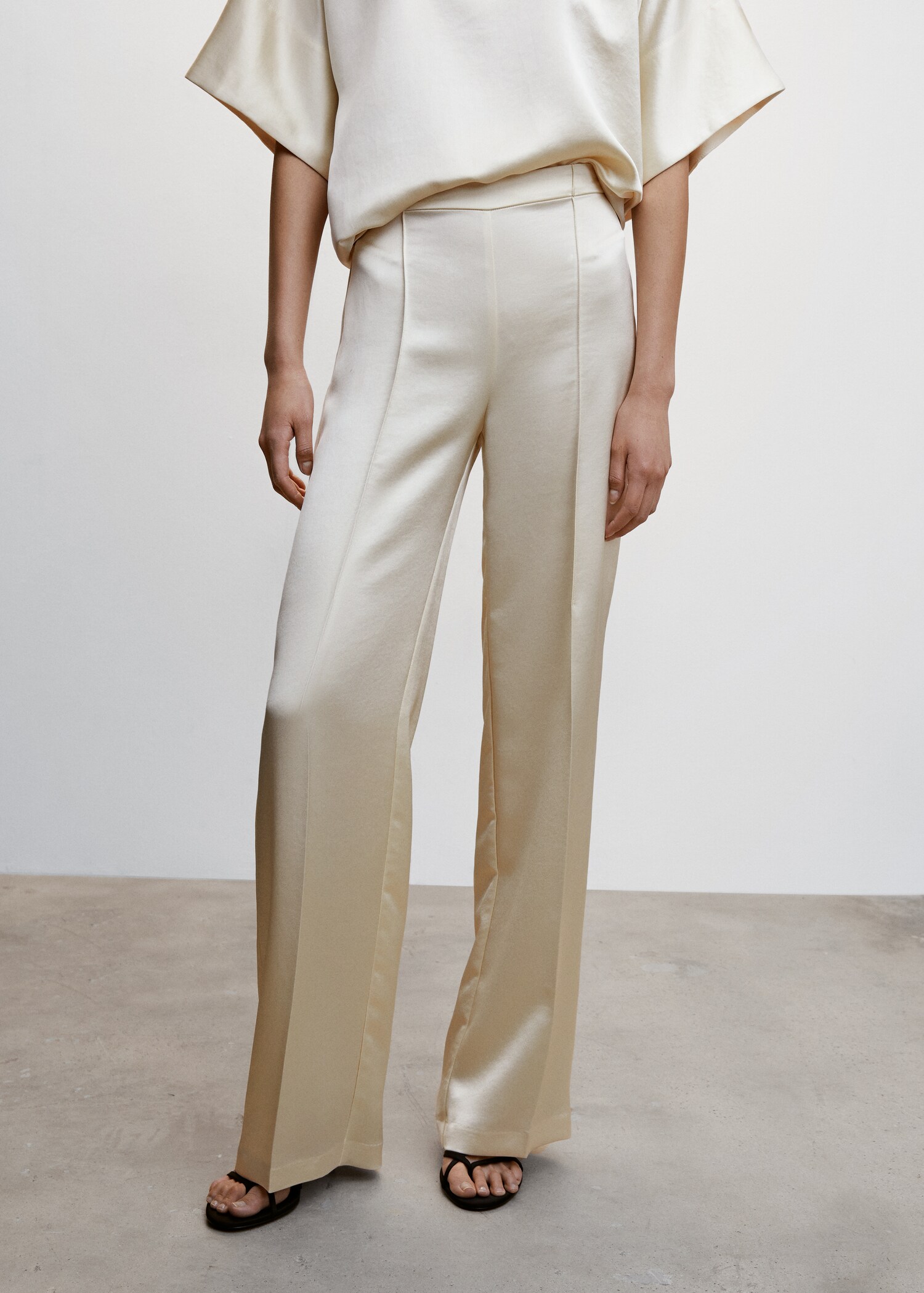 Pantaloni satinati - Piano medio