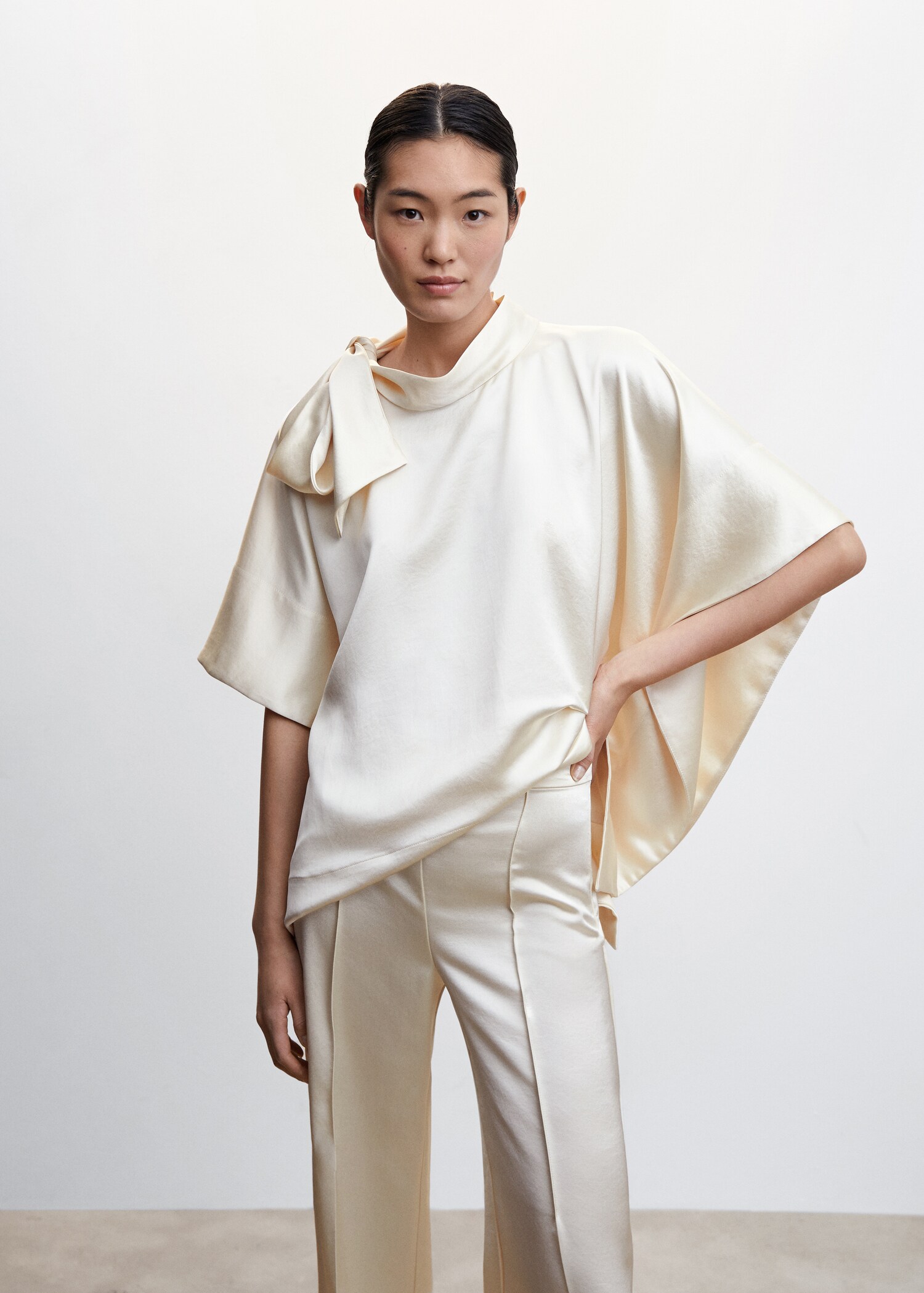 Pantaloni satinati - Dettaglio dell'articolo 1