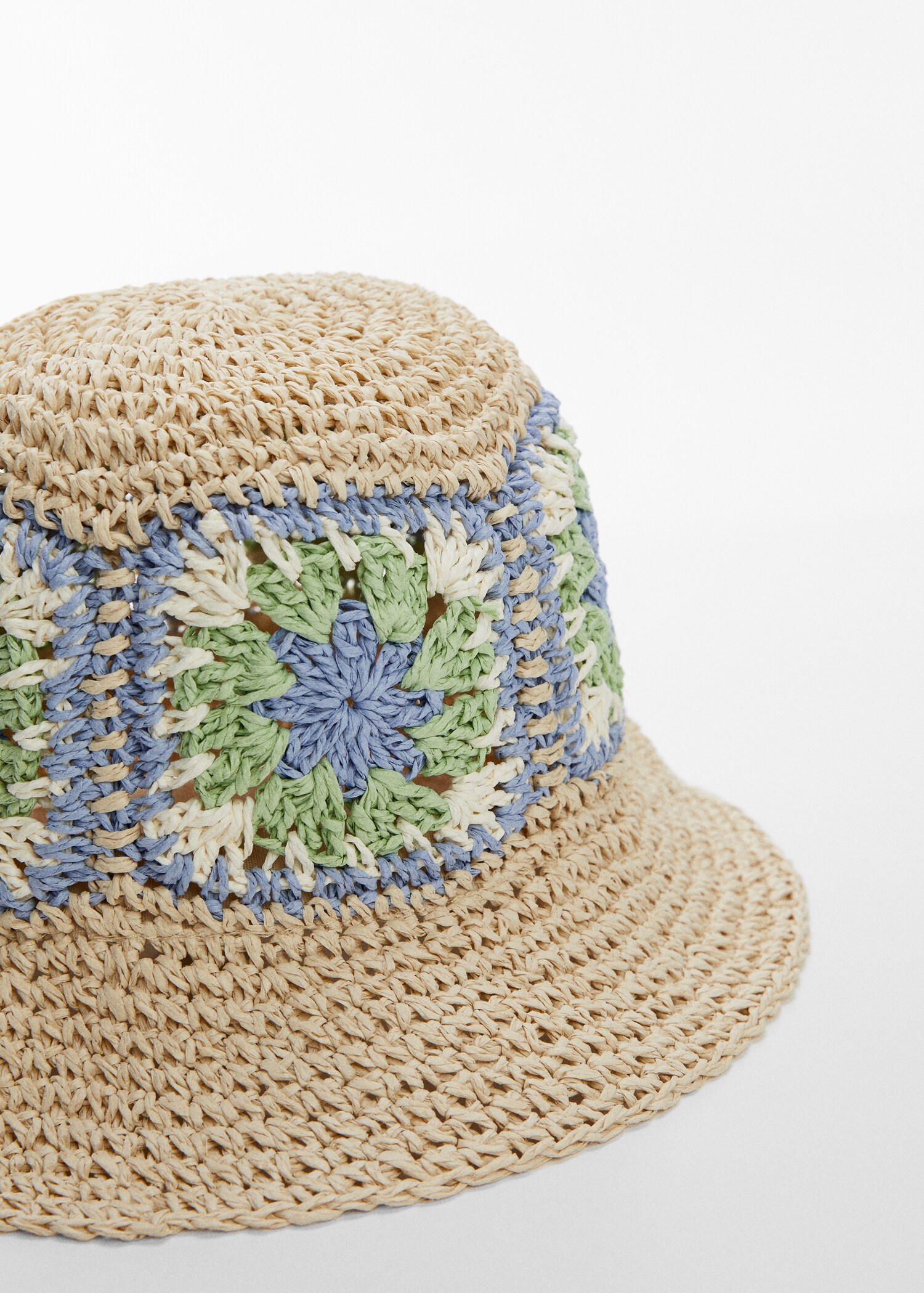 Strohhut mit Blumenverzierung - Mittlere Ansicht