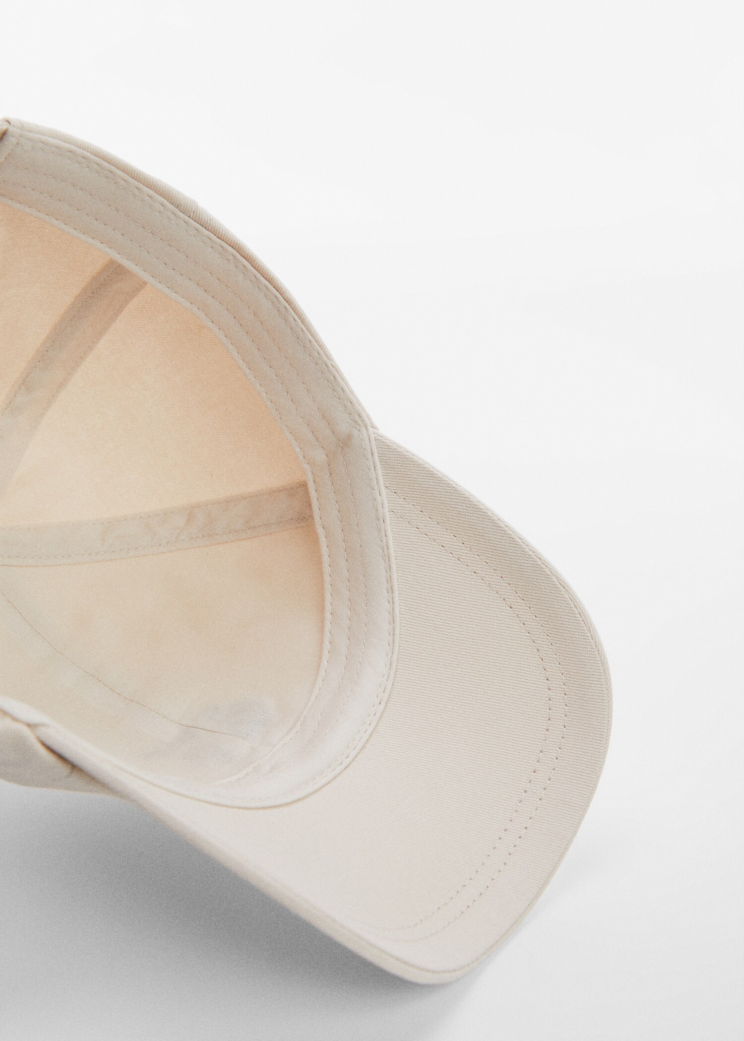 Embroidered detail cap - Details of the article 2