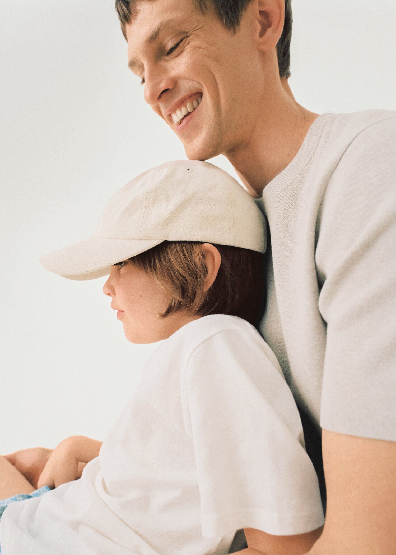 Embroidered detail cap - Details of the article 9