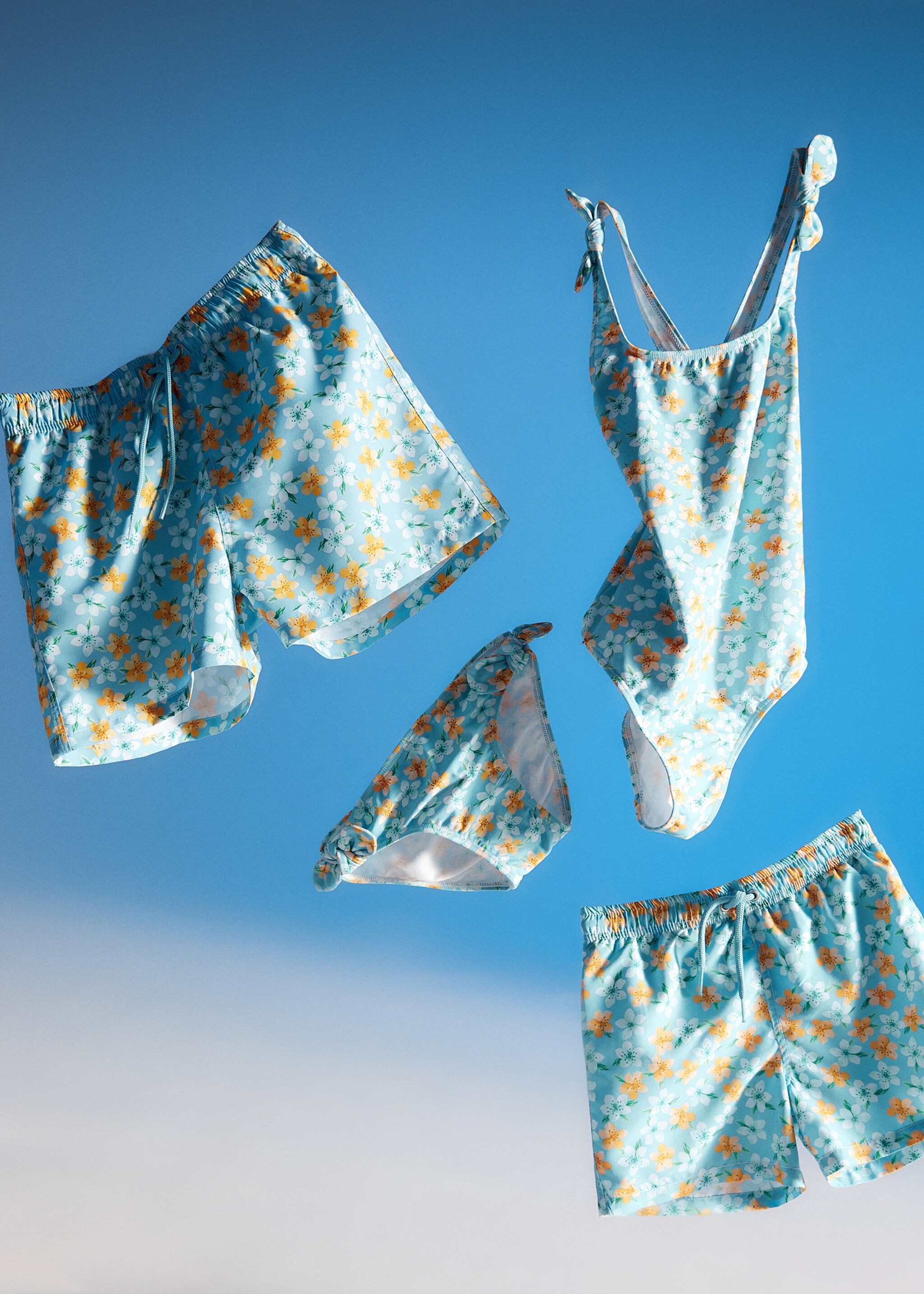 Floral print swimsuit - Details of the article 5, Blue. Ref: 47036712-00.
