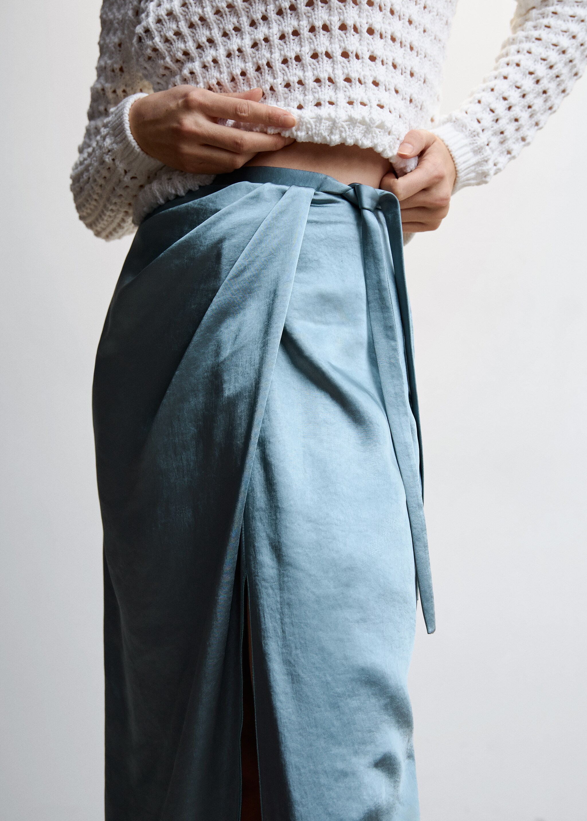 Satin wrap skirt - Details of the article 6