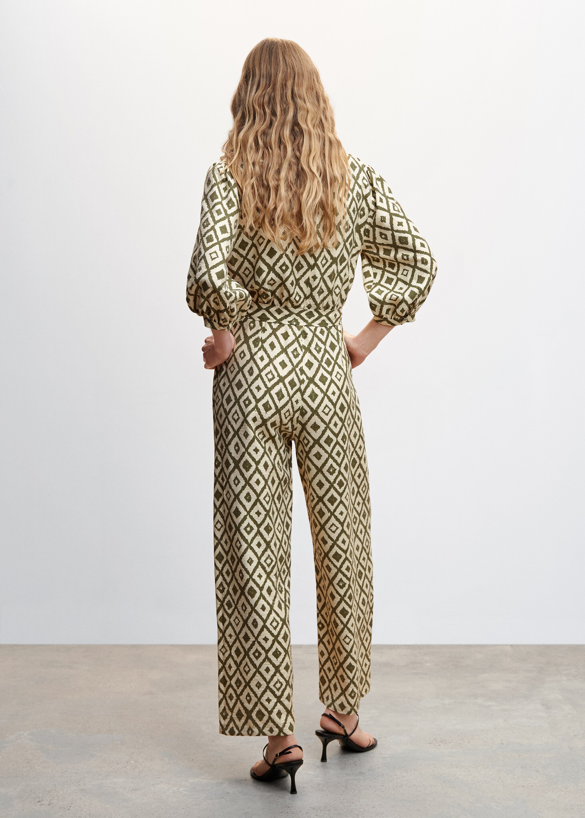 Geometric-print jumpsuit with bow - Reverse of the article