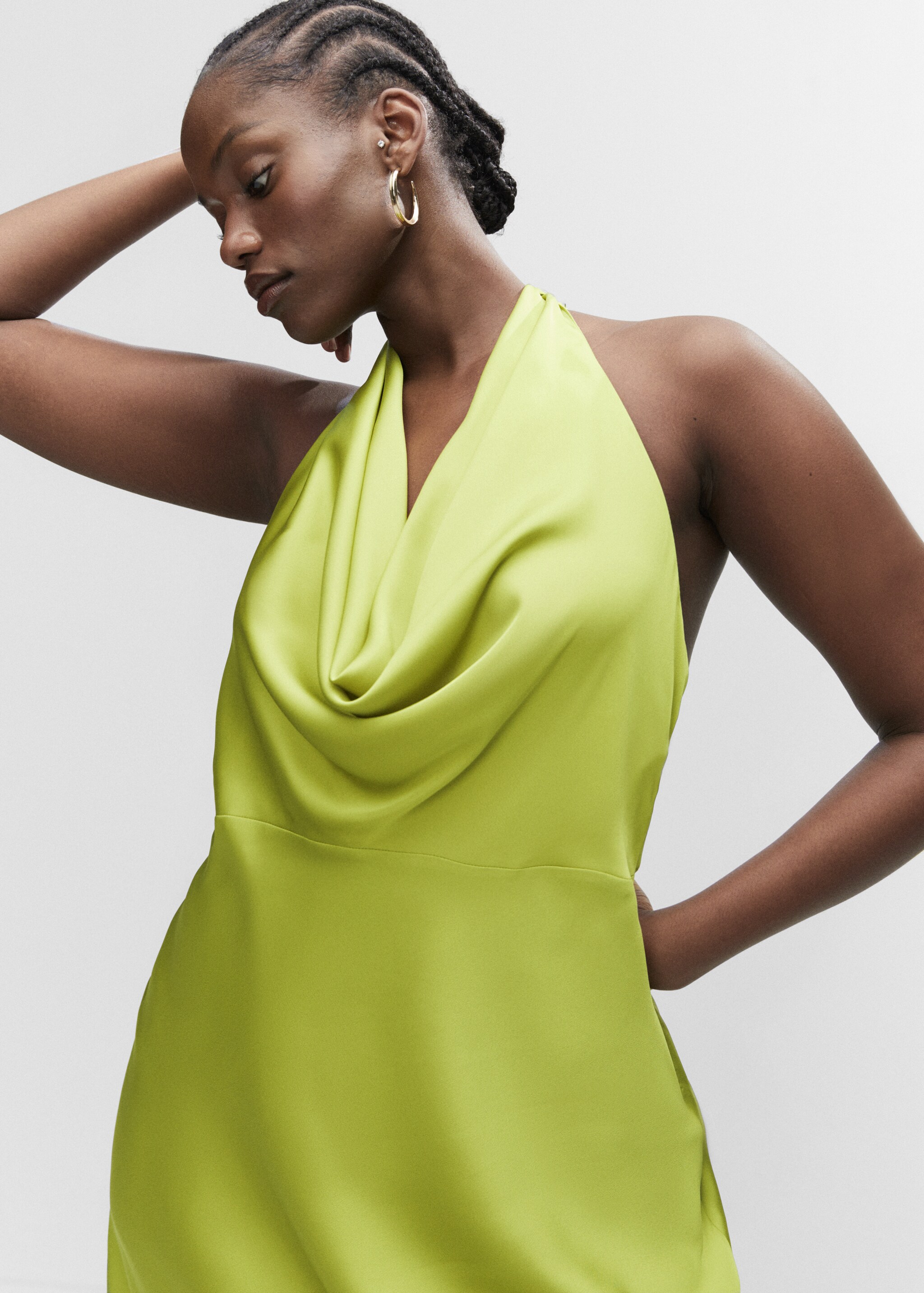 Draped neck satin dress - Details of the article 5