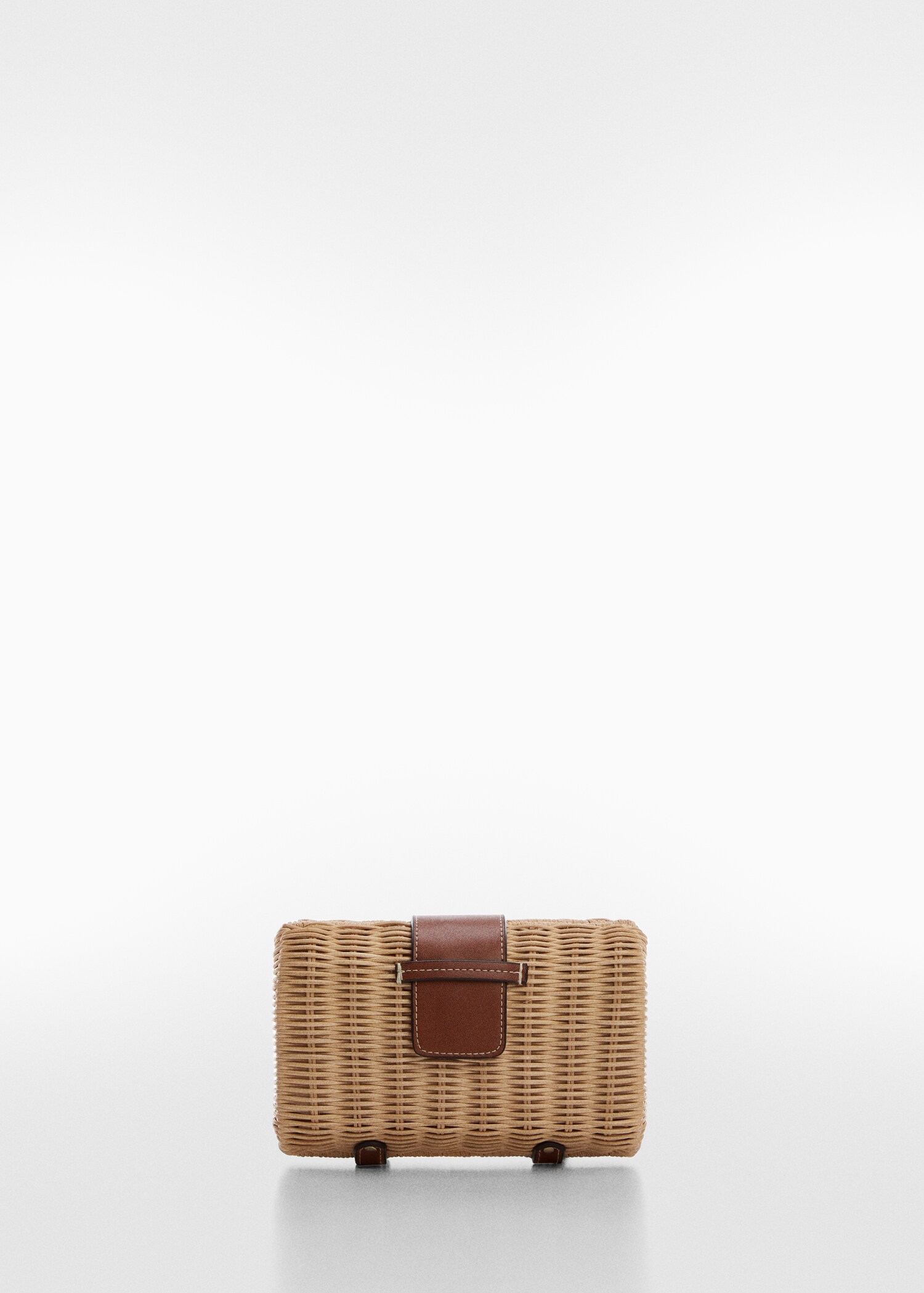 Bolso fibra natural solapa - Artículo sin modelo