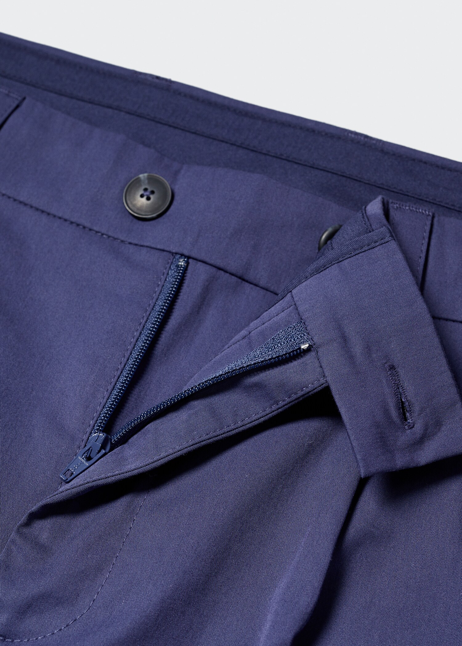Cotton pleated pants - Details of the article 8