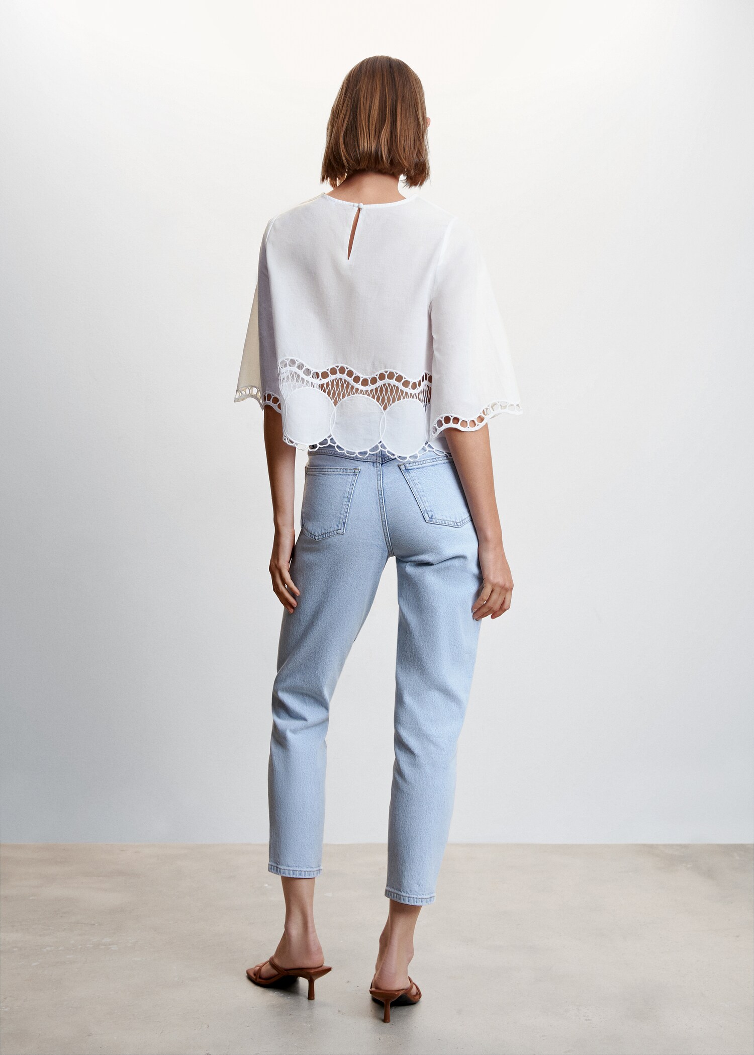 Geborduurde oversized blouse - Achterkant van het artikel