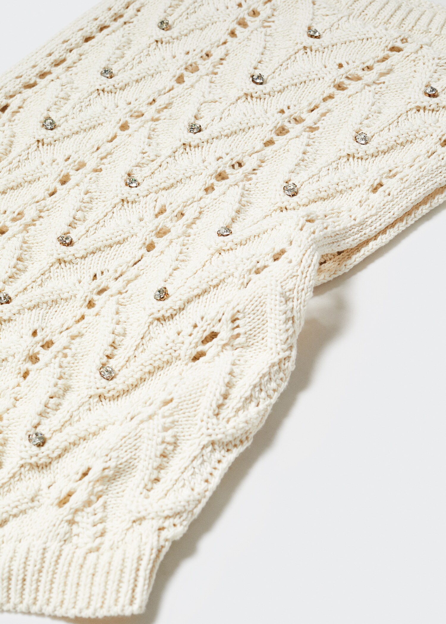 Knitted top with rhinestone detail - Details of the article 8
