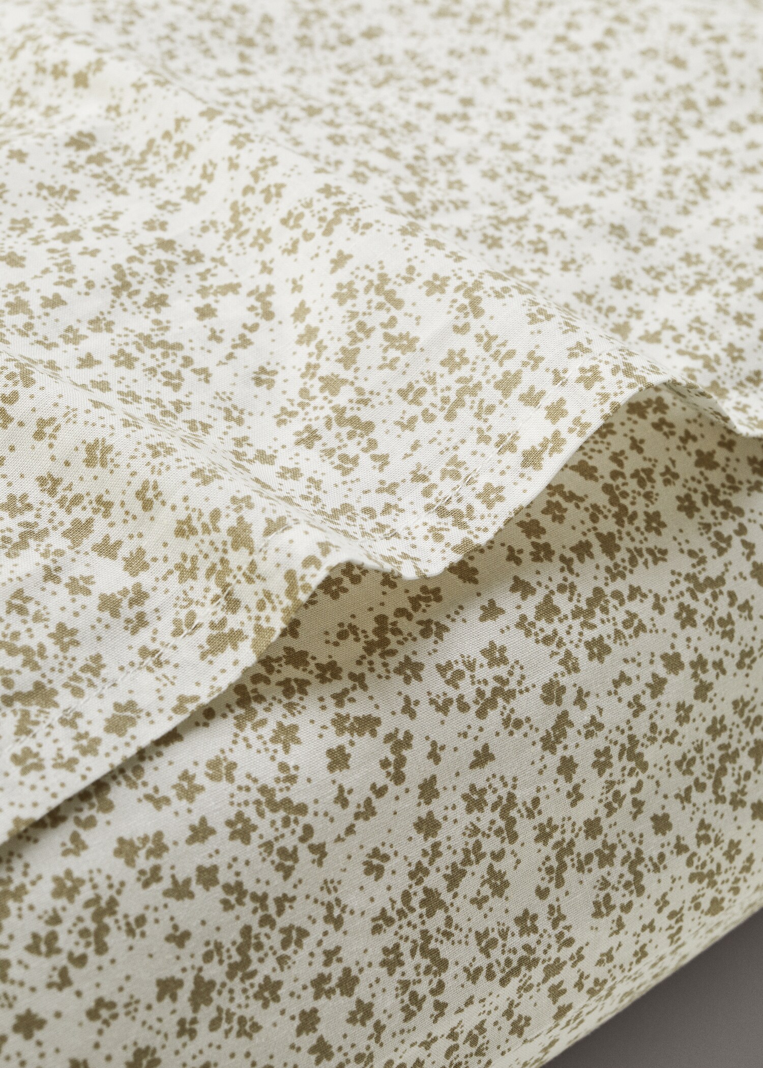 Micro-flower embroidered cushion covers 60x60cm (2 pack) - Details of the article 5