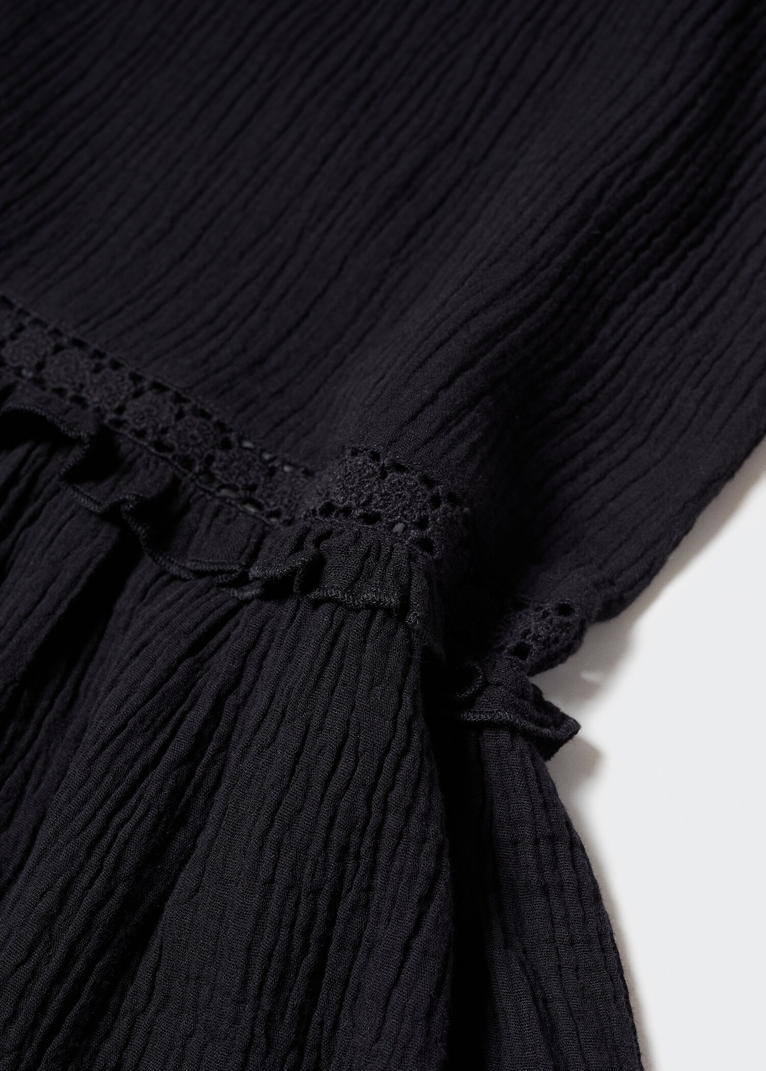 Long dress with embroidered detail - Details of the article 8