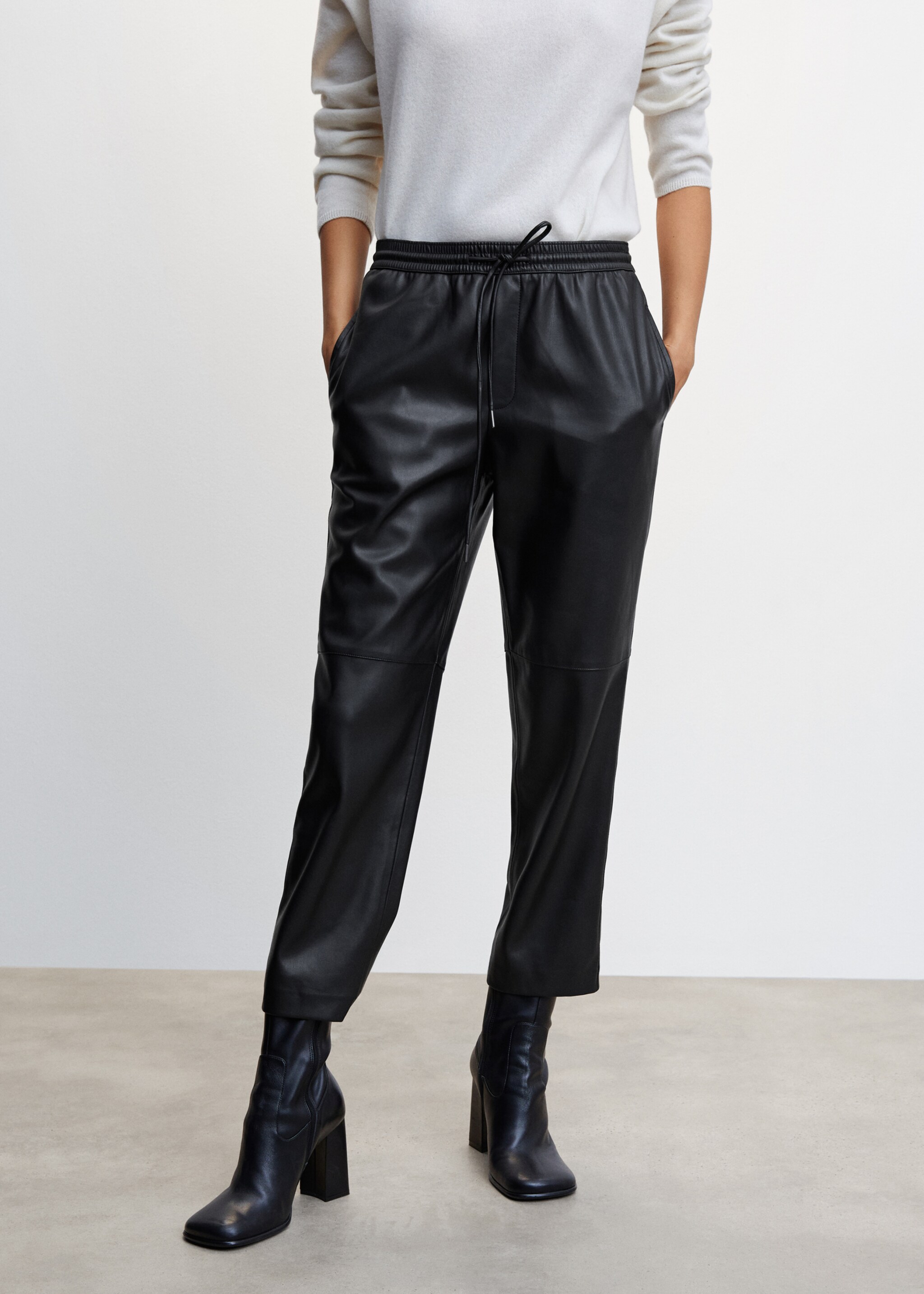Leather-effect elastic waist trousers - Medium plane