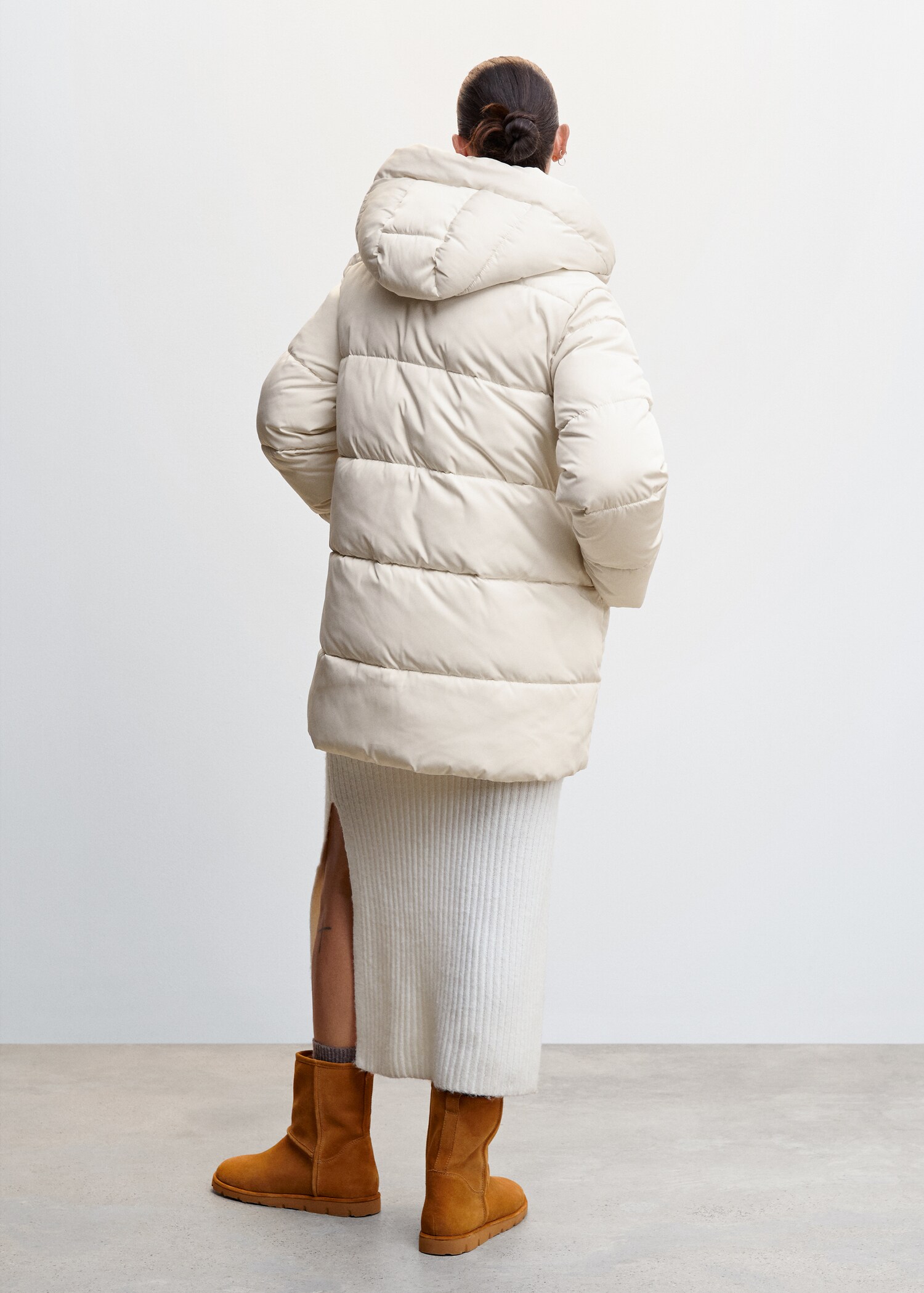 Hood quilted coat - Reverse of the article