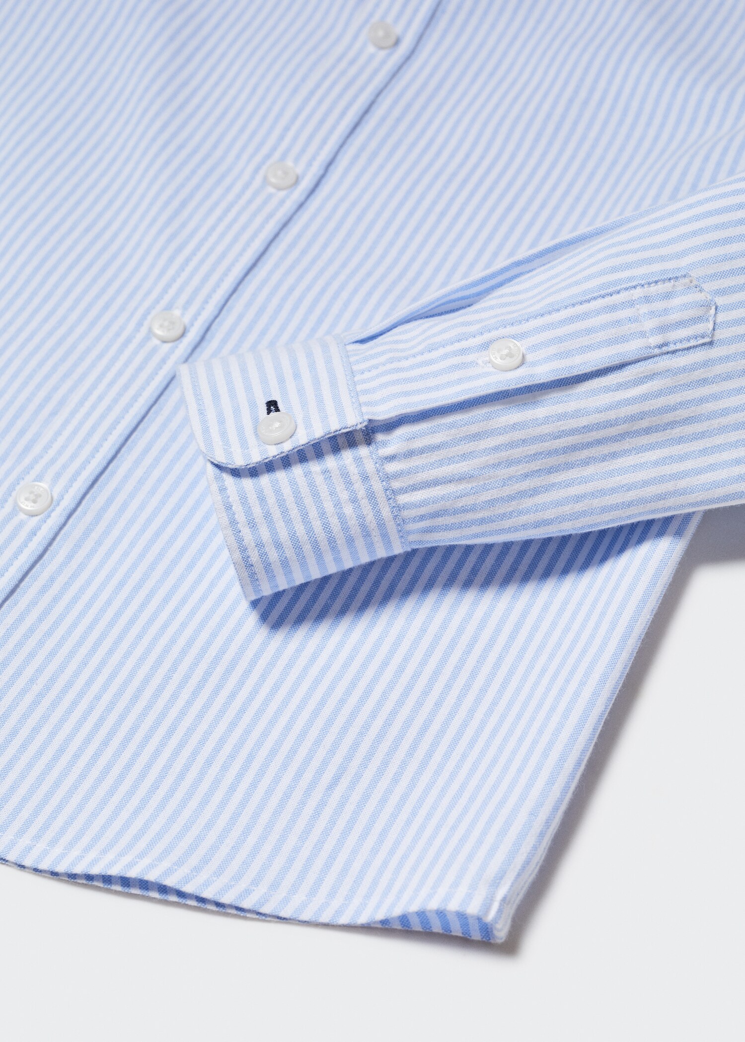 Striped Oxford shirt - Details of the article 8