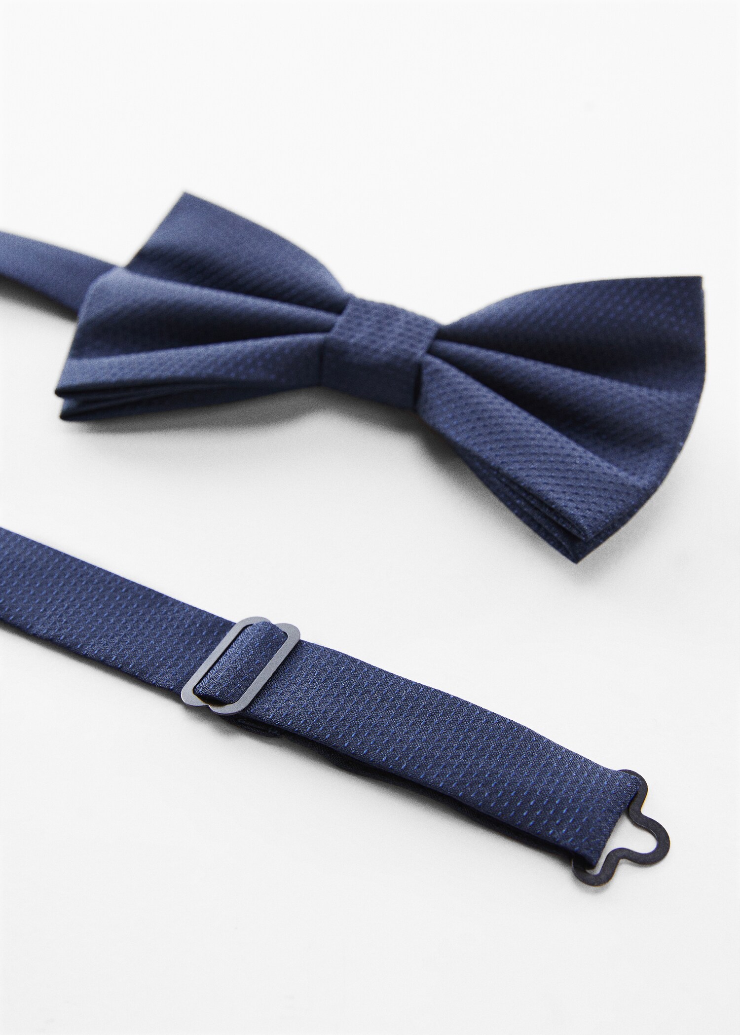 Textured bow tie - Medium plane