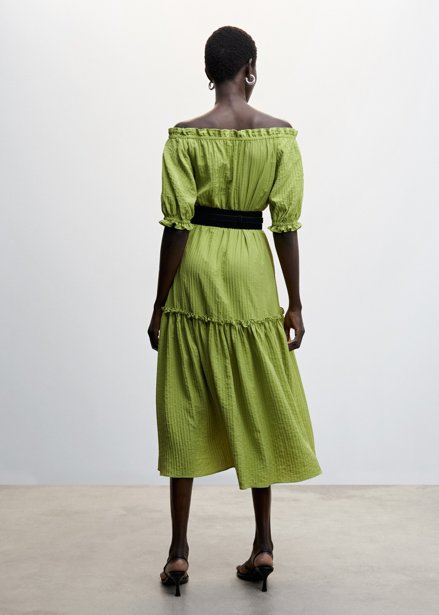 Puffed sleeves texture dress - Reverse of the article