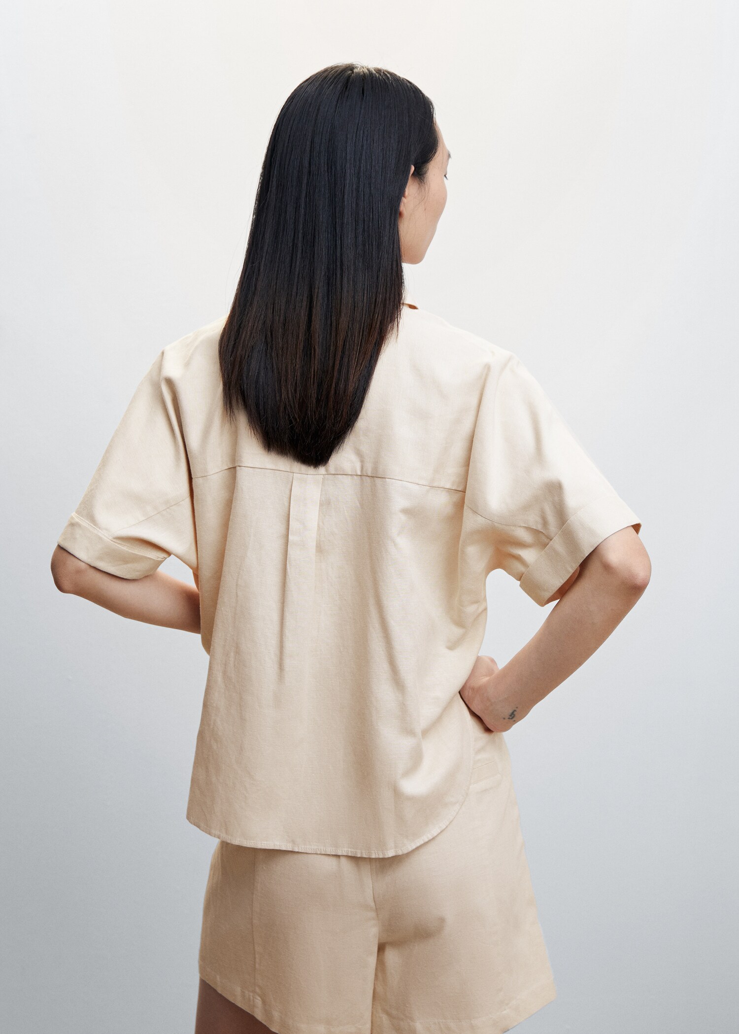 Camisa màniga curta barreja lli - Revers de l'article