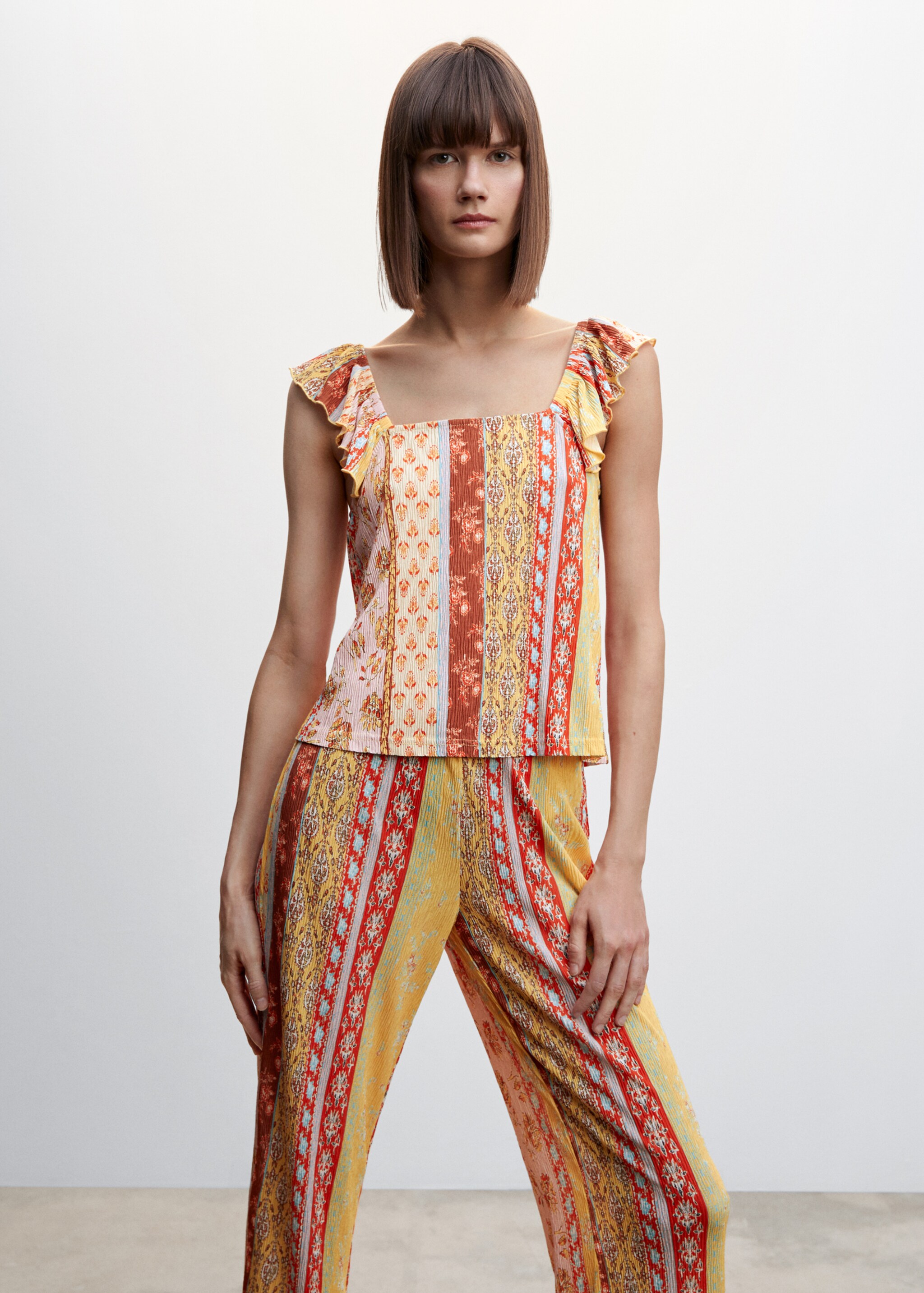 Patterned texture top - Medium plane, Yellow. Ref: 47040375-00.