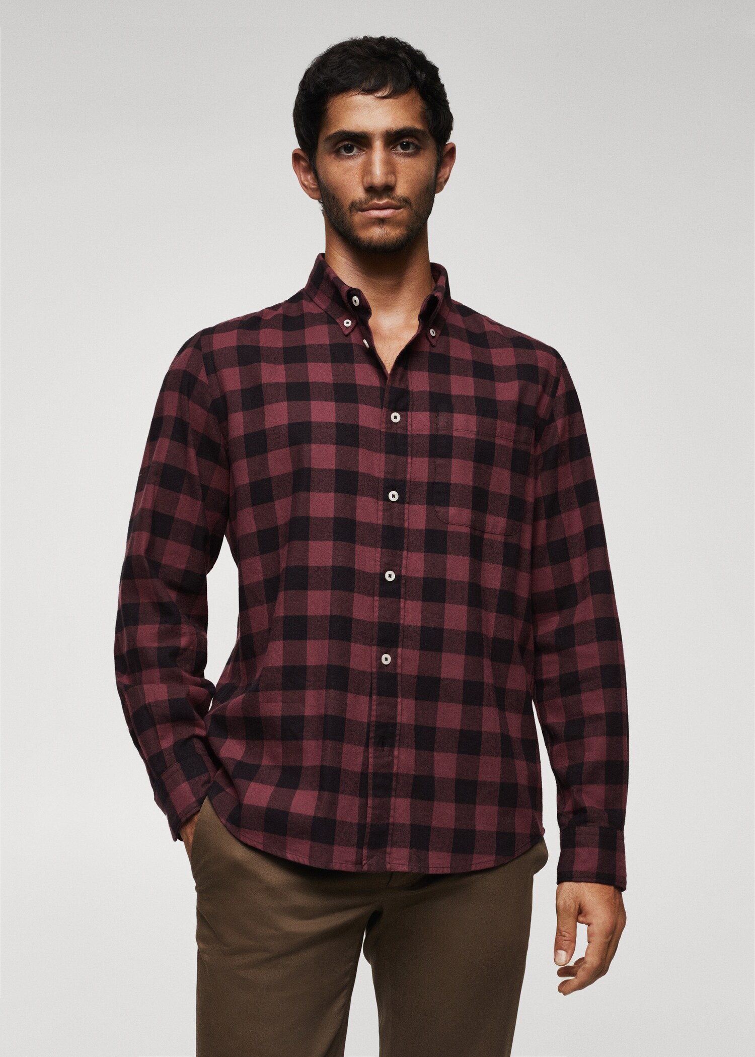 Camisa franela cuadros - Plano medio