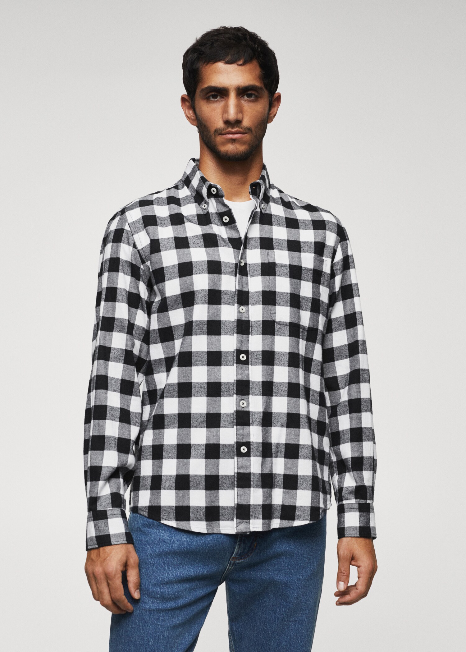 Camisa franela cuadros - Plano medio