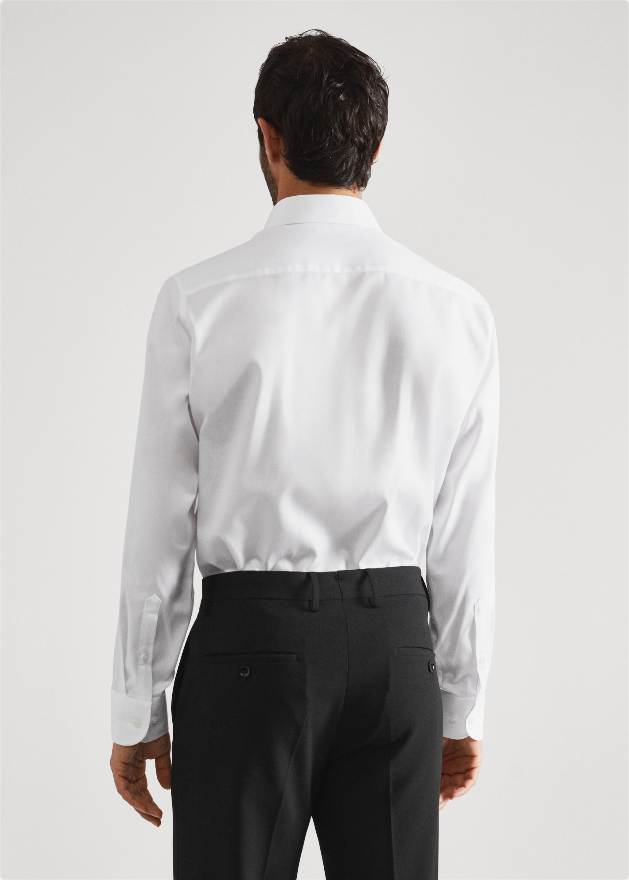 Regular Fit-Anzugshemd aus Baumwolle - Rückseite des Artikels