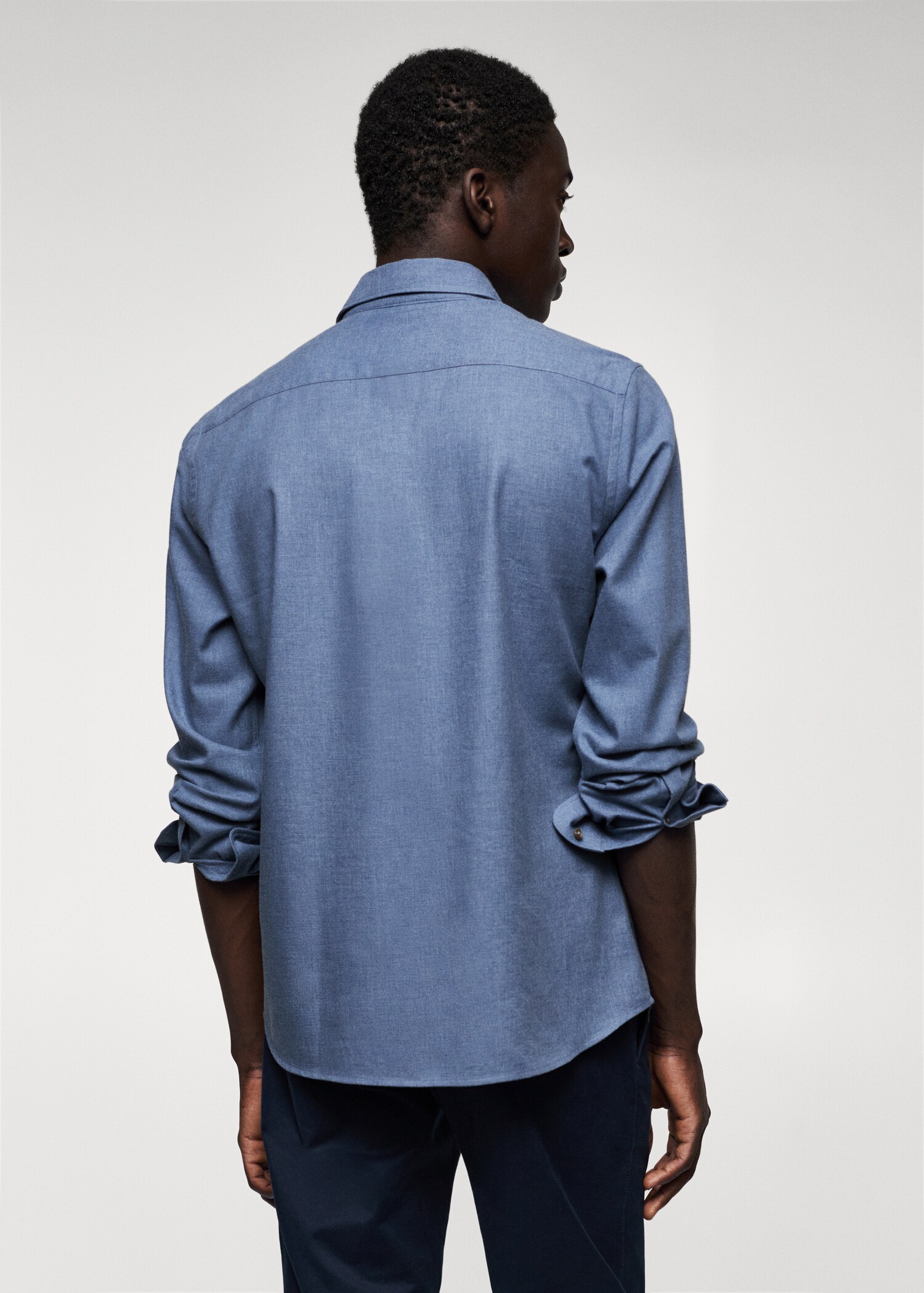 Slim Fit-Hemd aus Baumwolle - Rückseite des Artikels