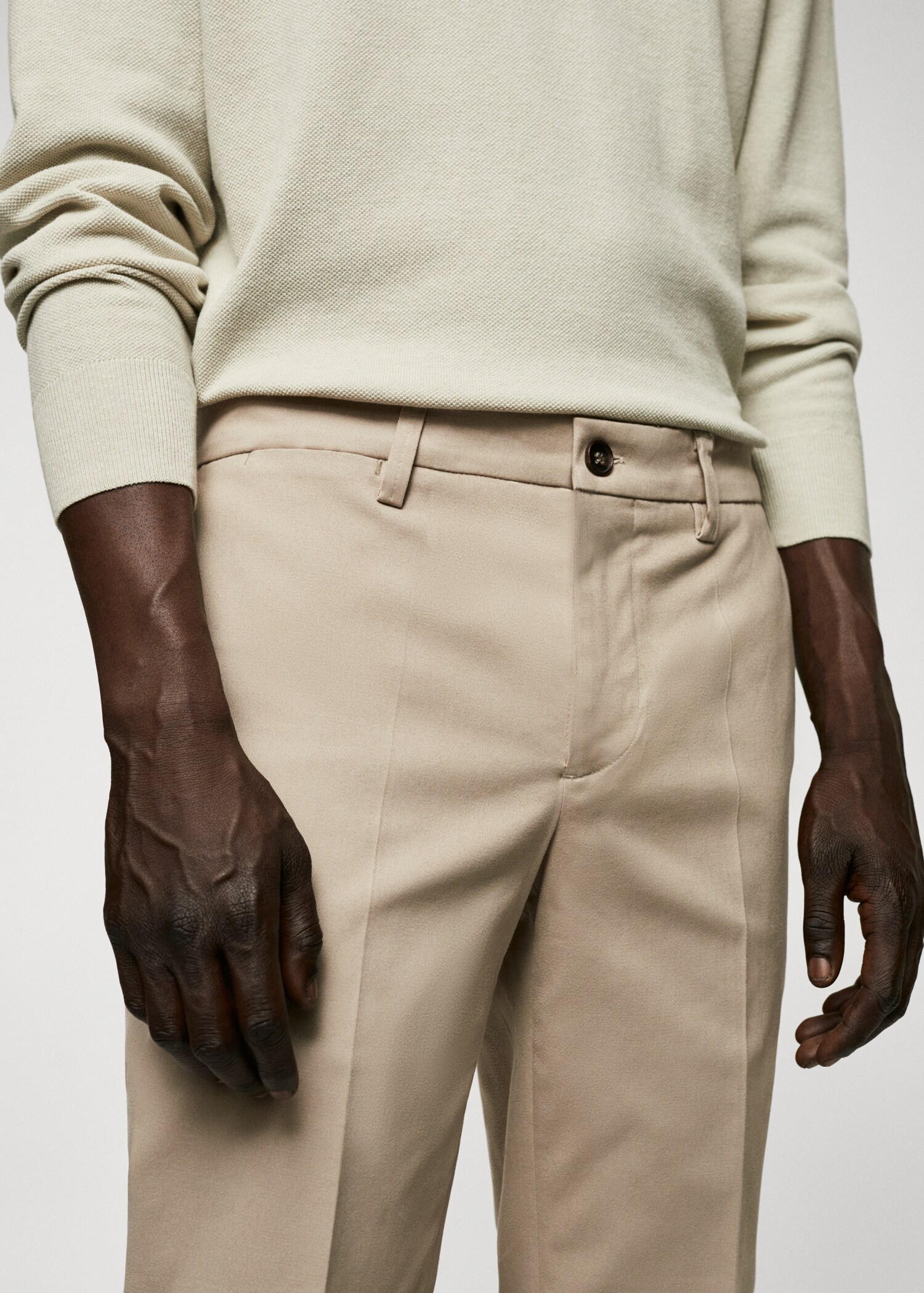 Slim fit chino trousers - Details of the article 1