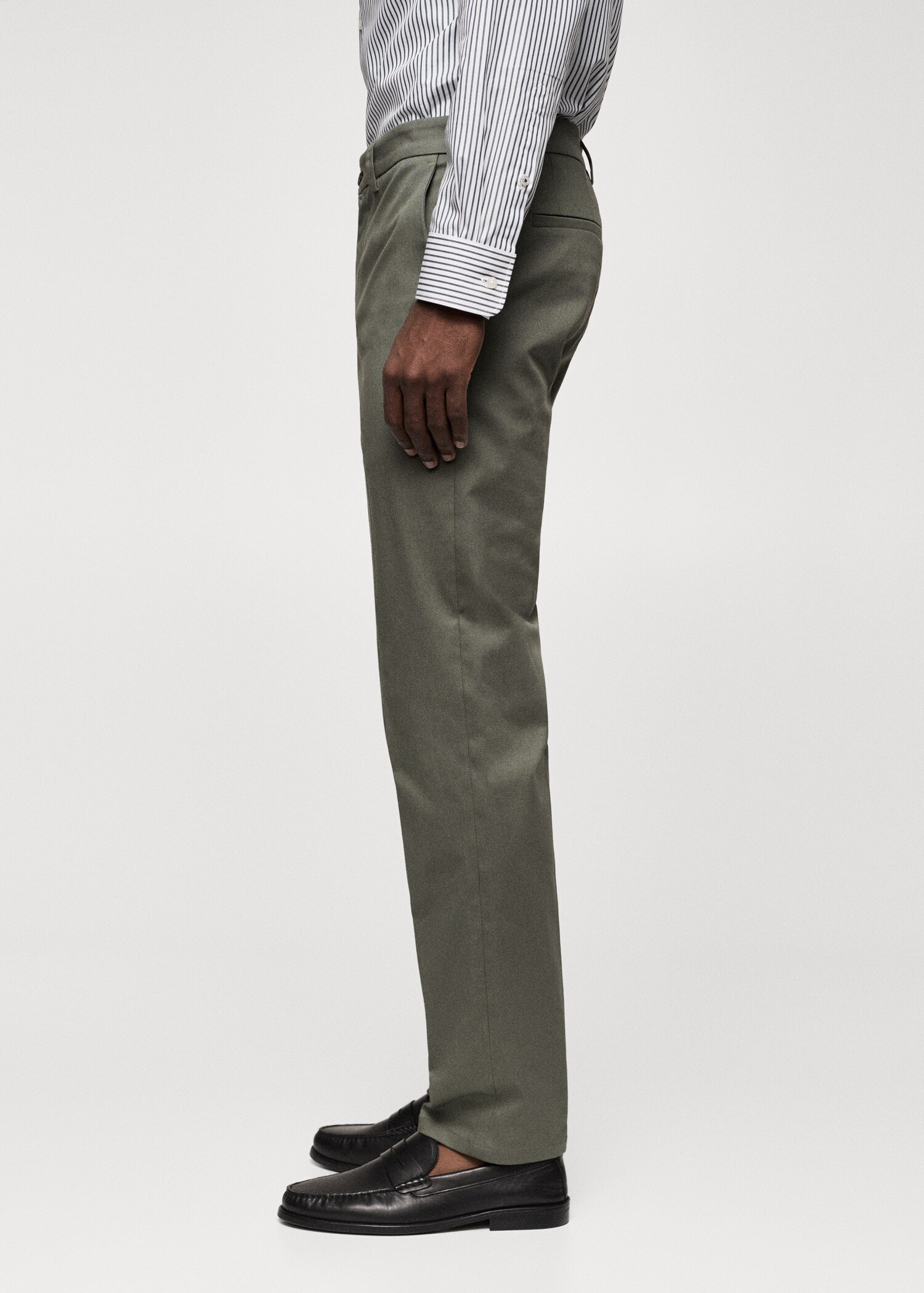 Slim fit chino trousers - Details of the article 6
