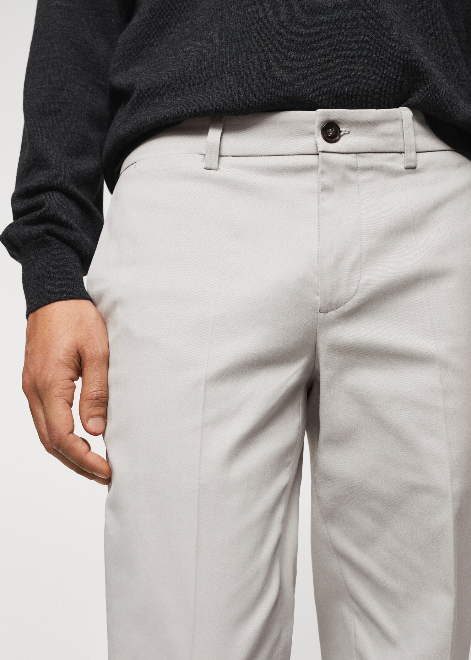 Slim fit chino trousers - Details of the article 1