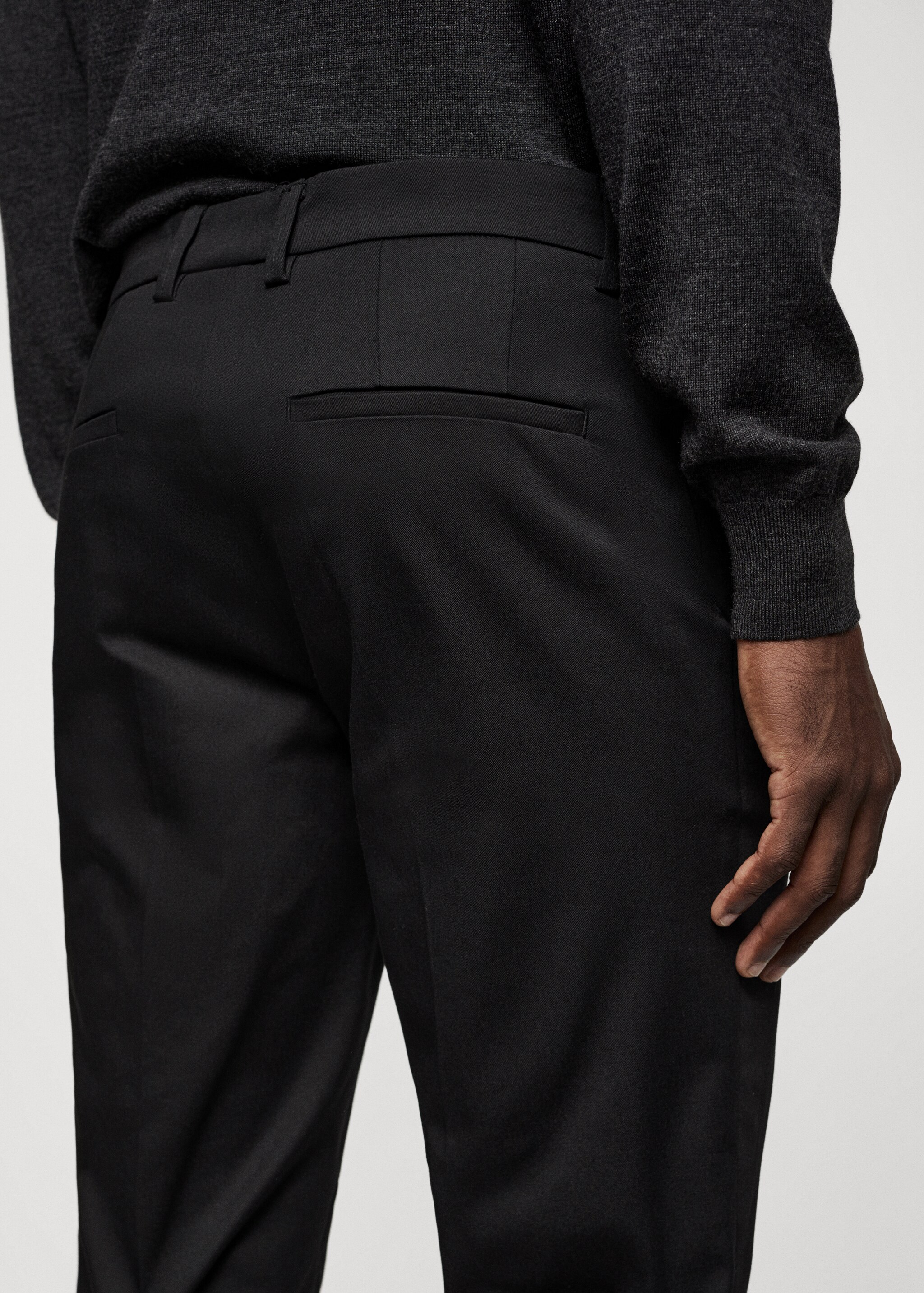 Slim fit chino trousers - Details of the article 6